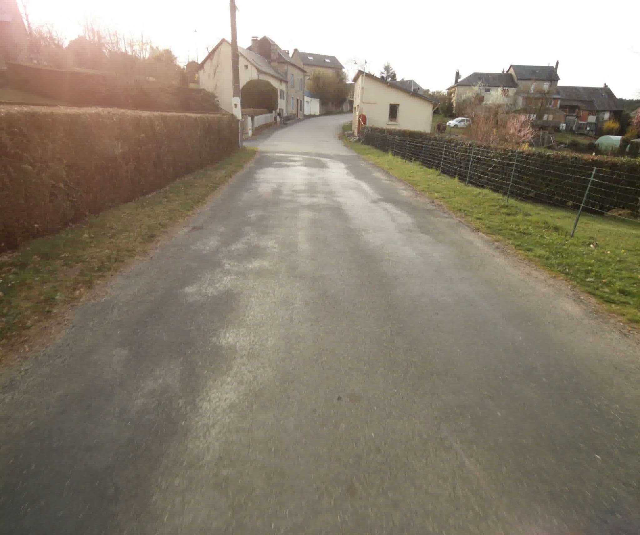 Street view near Domaine de Mandrin, Treignac — © sogefi (CC BY-SA · Mapillary)