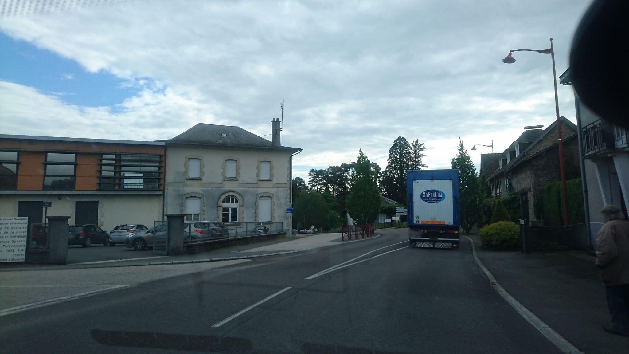 Street view near La Croix du Reh, Châteauneuf-la-Forêt — © alexczx (CC BY-SA · Mapillary)