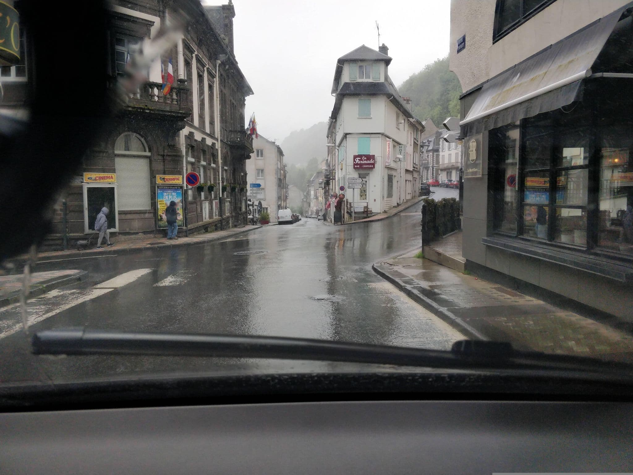 Street view near Appartement proche des thermes, Mont-Dore — © philou87 (CC BY-SA · Mapillary)