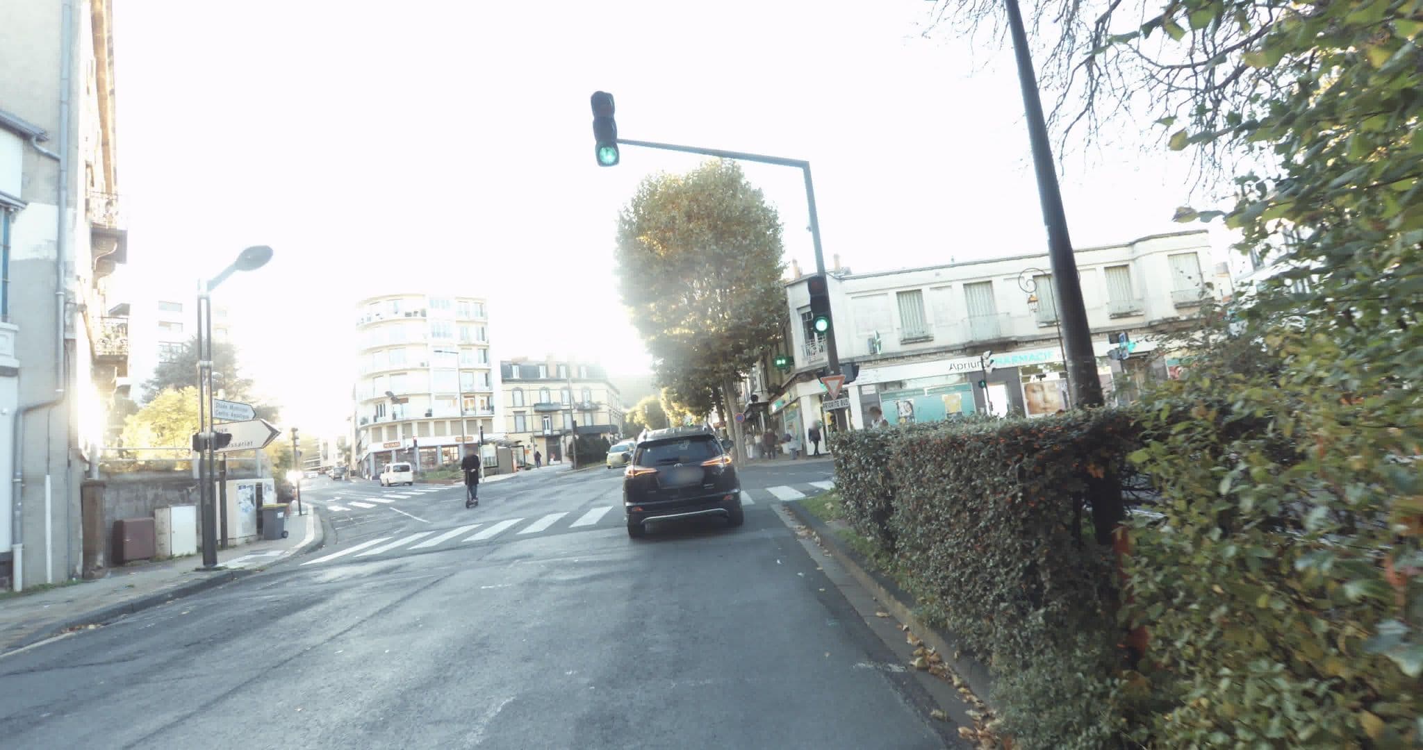 Street view near Le Garden, Chamalières — © sogefi (CC BY-SA · Mapillary)