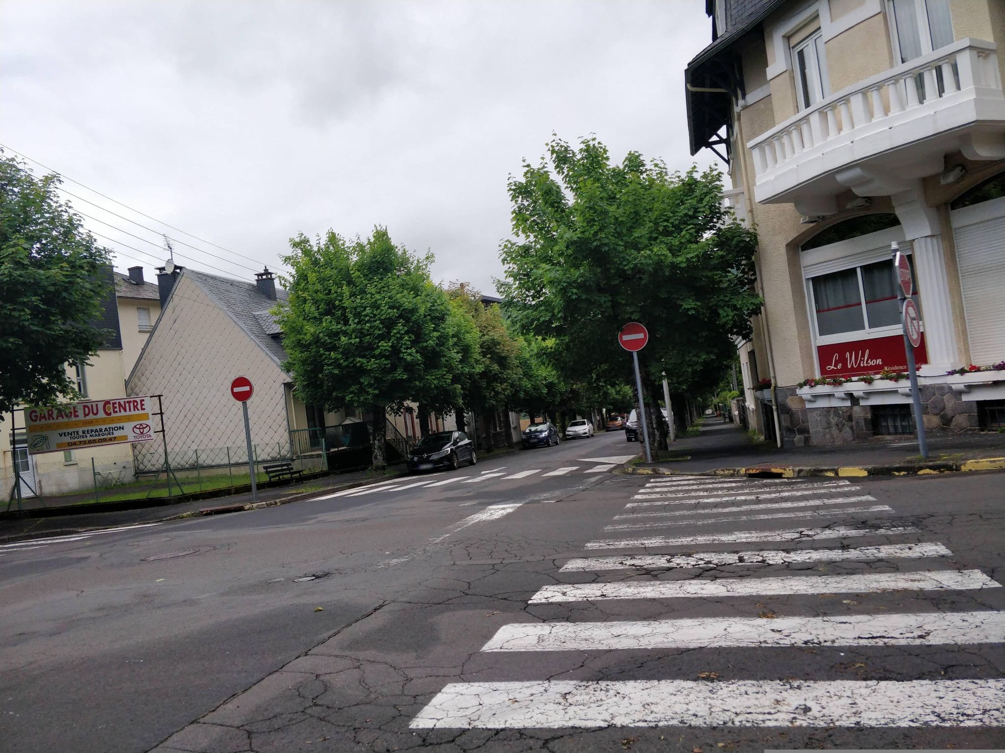 Street view near Résidence Wilson, Mont-Dore — © philou87 (CC BY-SA · Mapillary)