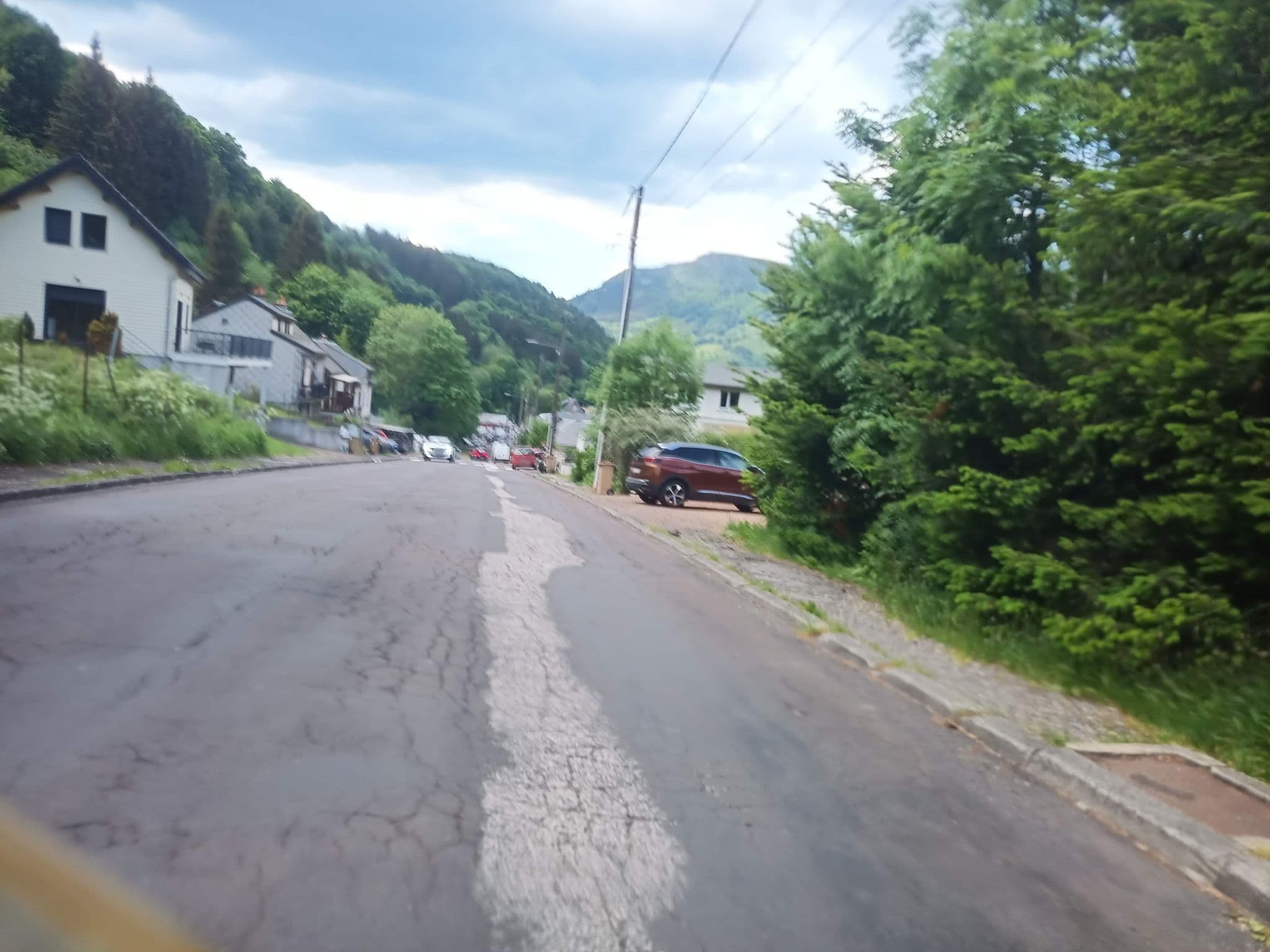 Street view near Villa Lo Soledre, Mont-Dore — © connermacleod69 (CC BY-SA · Mapillary)