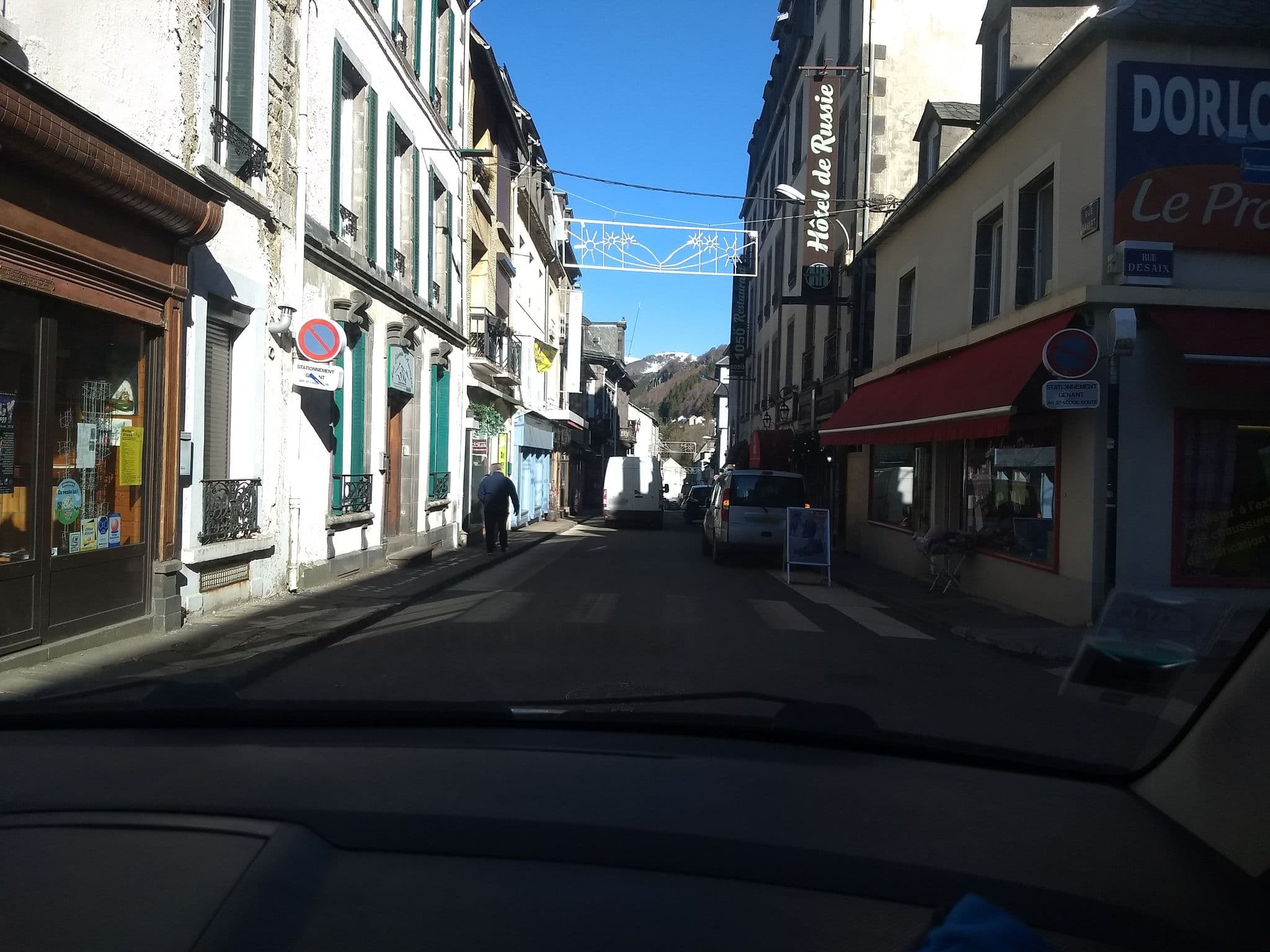 Street view near Residence Montlosier, Mont-Dore — © kritic (CC BY-SA · Mapillary)