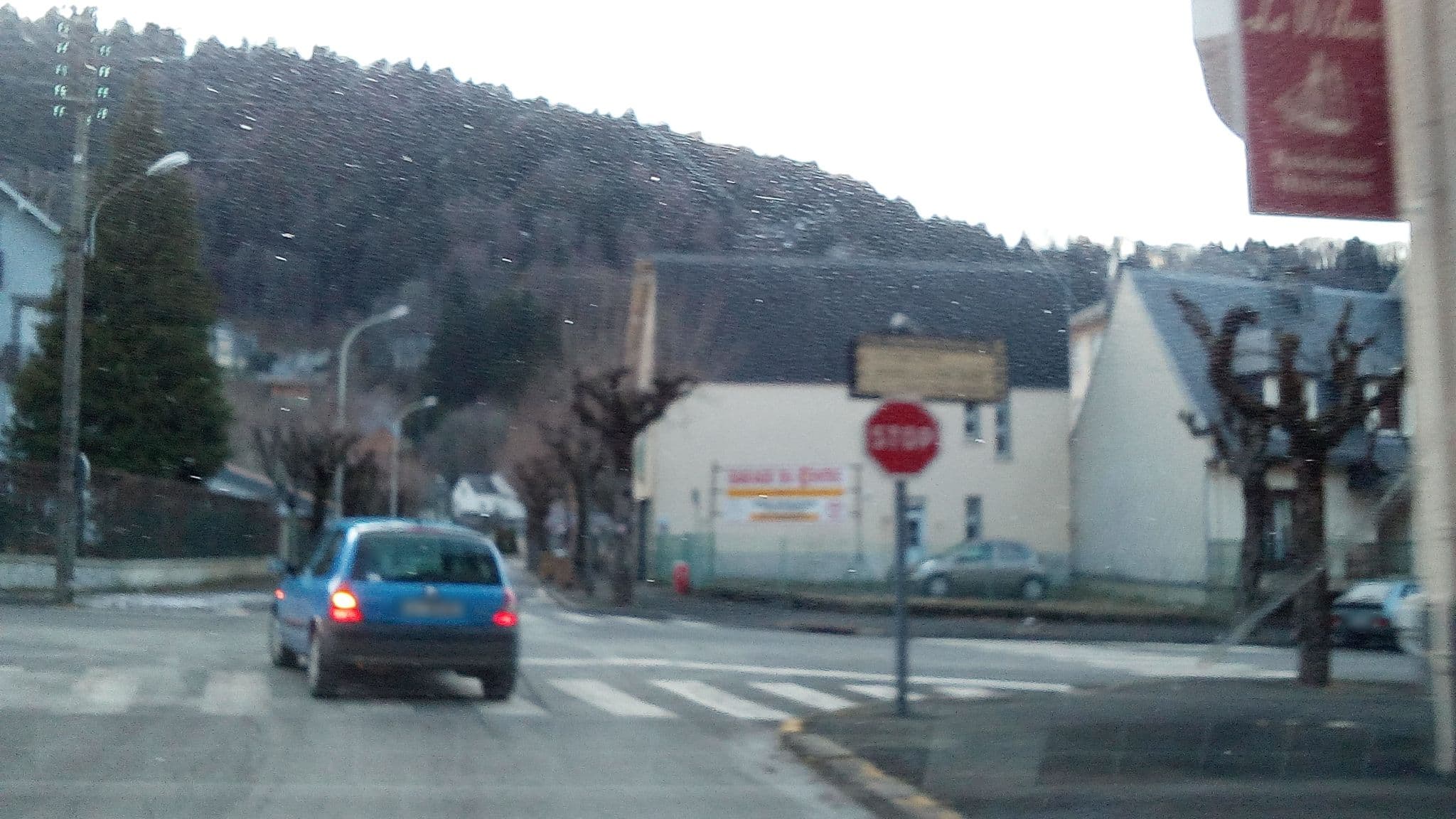 Street view near Hôtel le Wilson, Mont-Dore — © atabaraud (CC BY-SA · Mapillary)