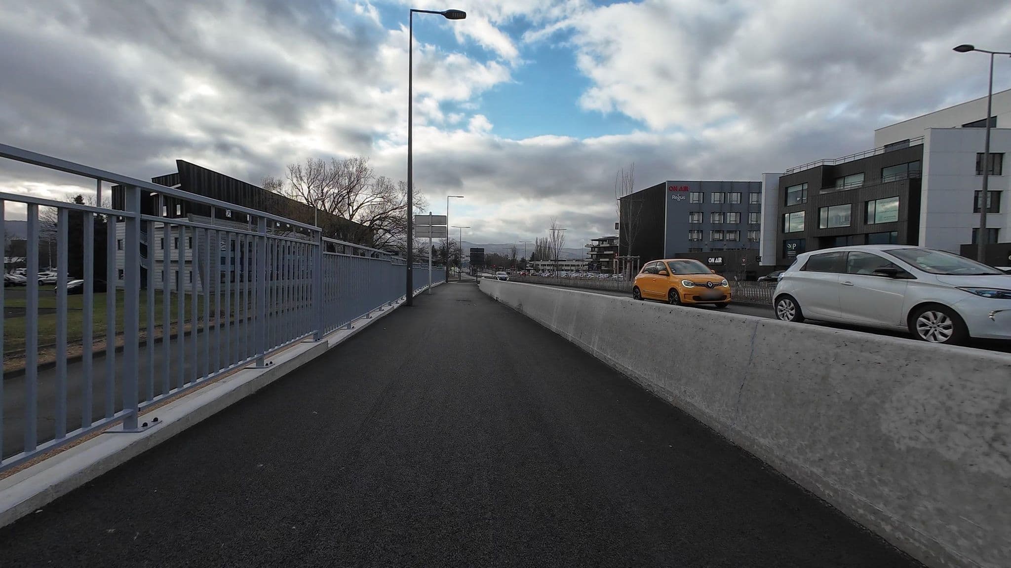 Street view near Ace Hôtel, Aubière — © user-3965077544 (CC BY-SA · Mapillary)