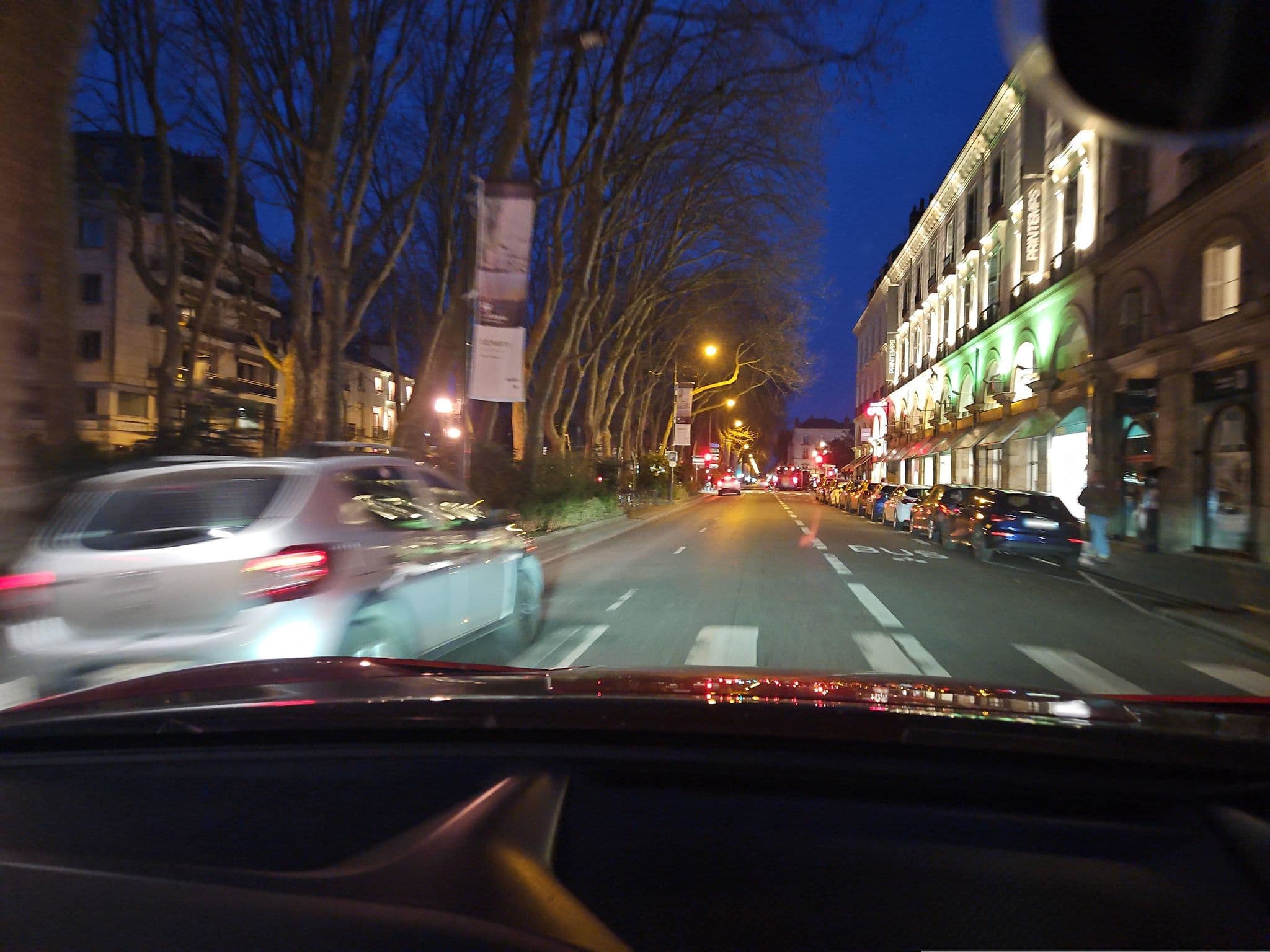 Street view near Bel Appartement Hypercentre, Tours — © toho (CC BY-SA · Mapillary)