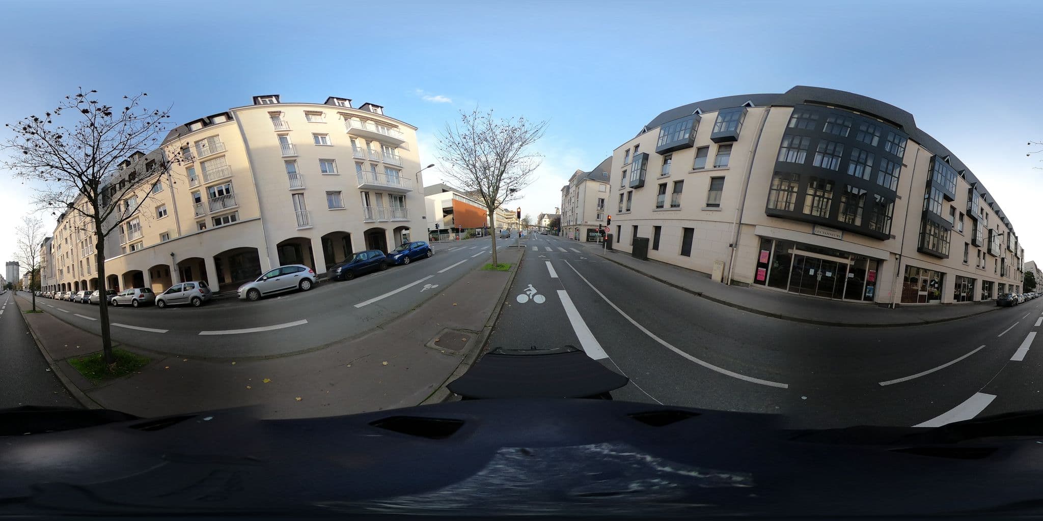 Street view near Tours Hostel, La Riche — © monsieur_a (CC BY-SA · Mapillary)
