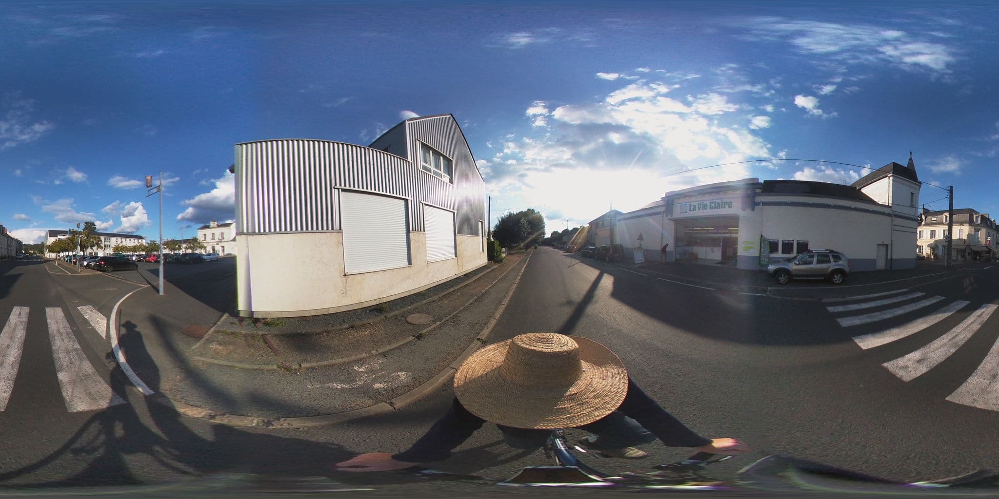 Street view near Belle Epoque, Chinon — © geovelo (CC BY-SA · Mapillary)