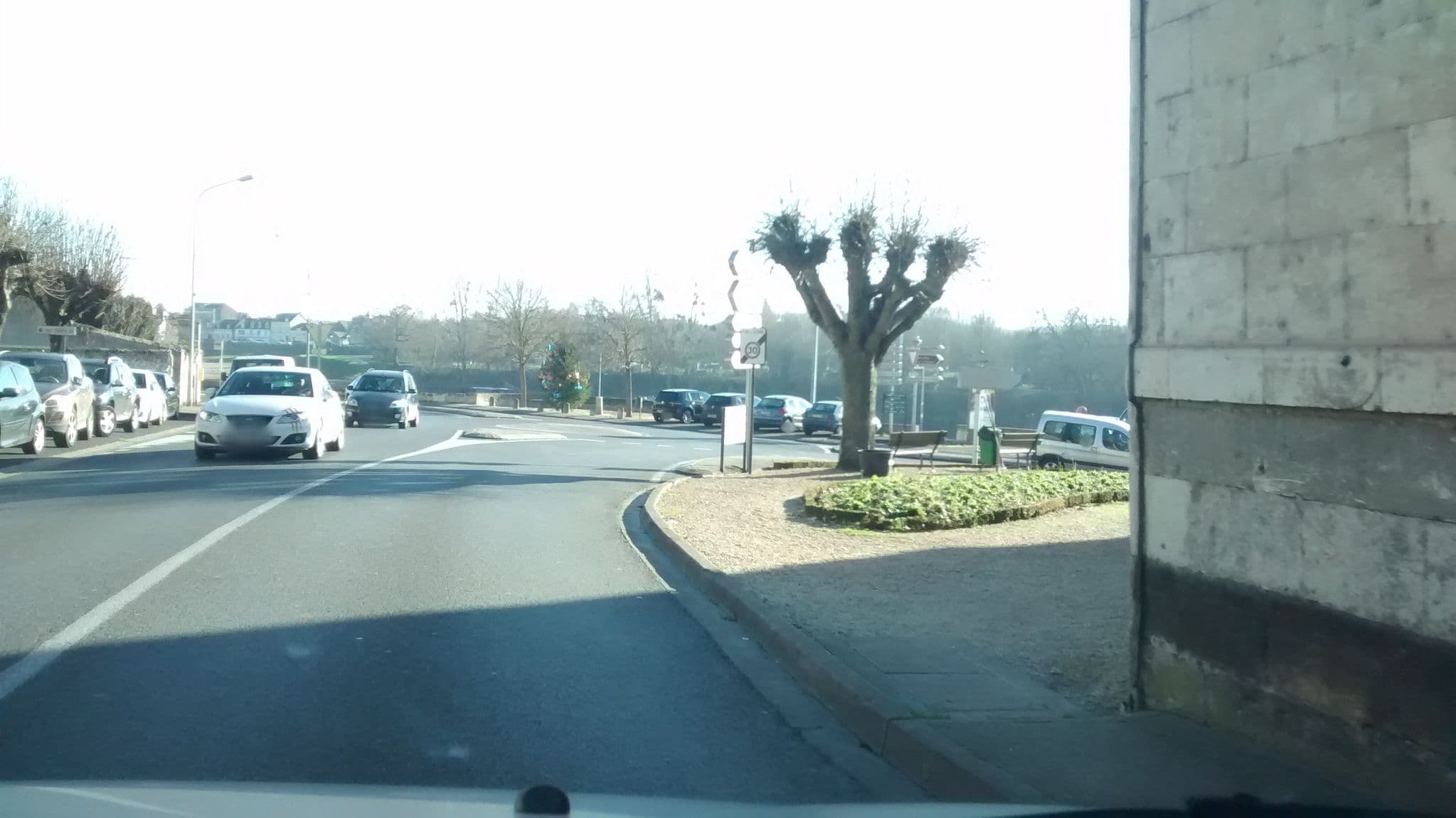 Street view near Agnès Sorel, Chinon — © mgageo (CC BY-SA · Mapillary)