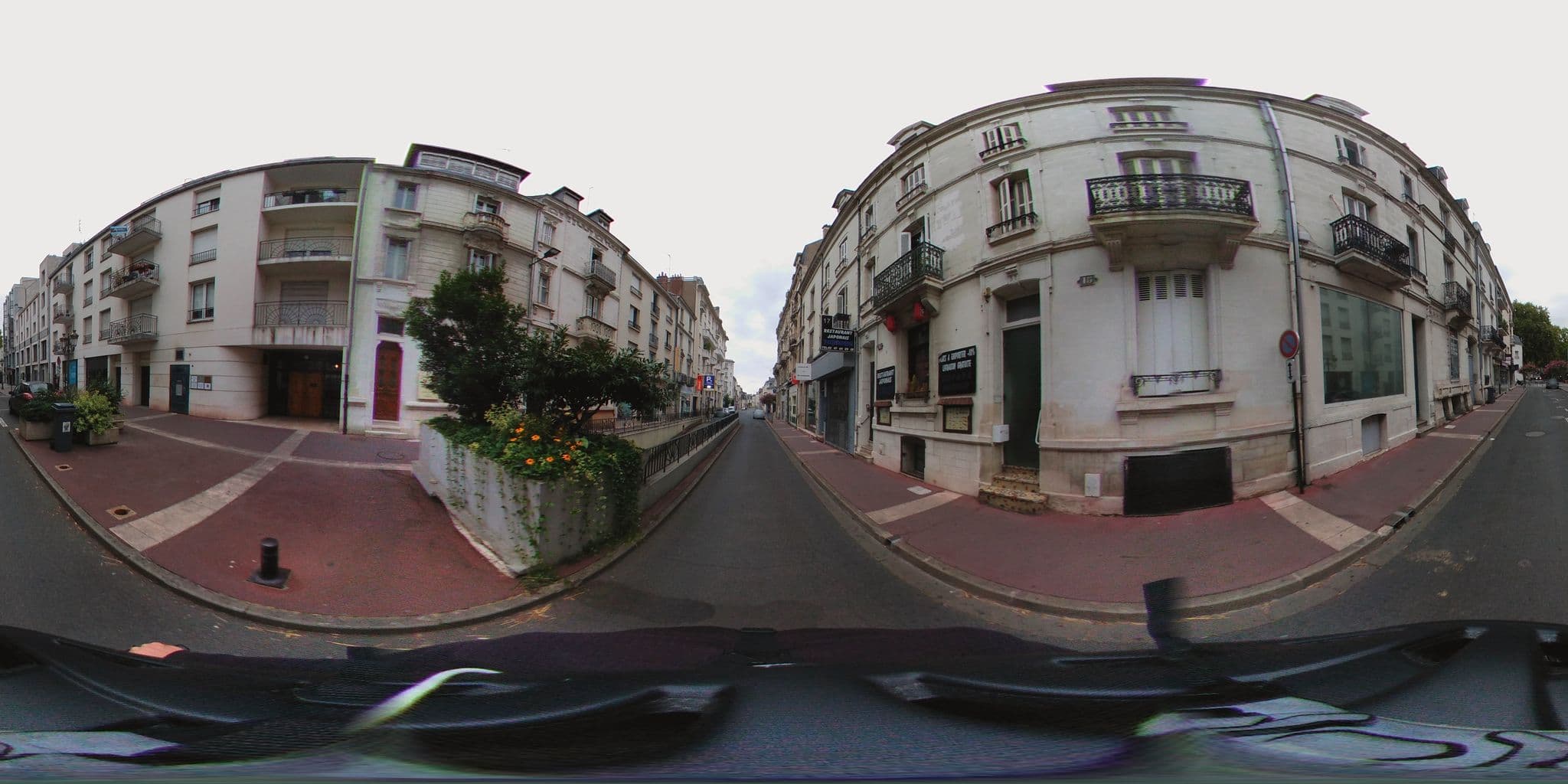 Street view near Résidence Services de l'Orangerie, La Riche — © monsieur_a (CC BY-SA · Mapillary)