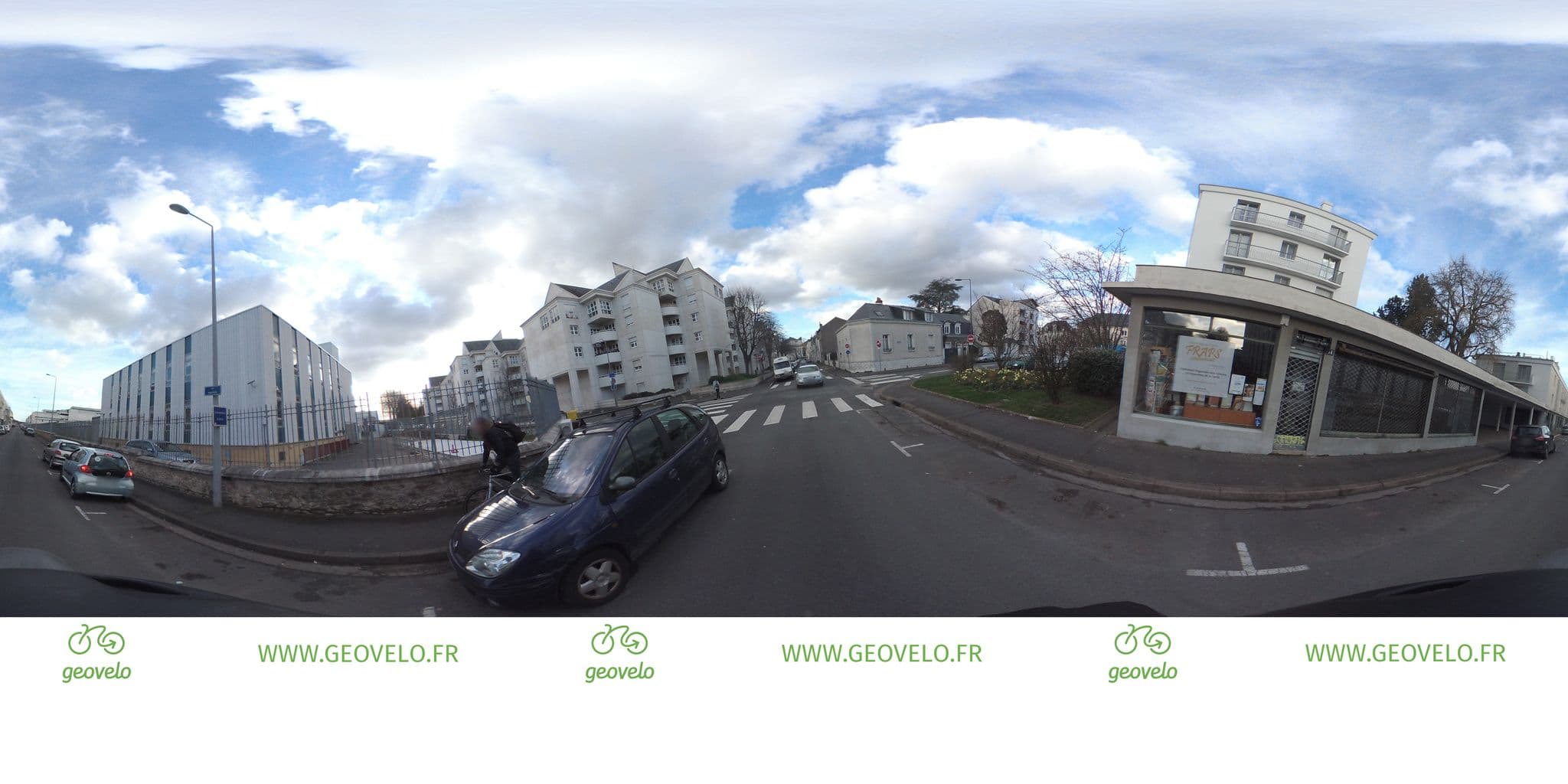 Street view near Familles Rurales Indre Loire, La Riche — © simon_geovelo (CC BY-SA · Mapillary)