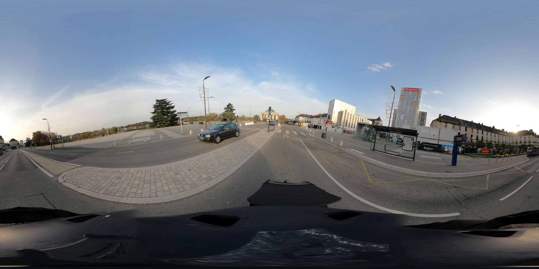 Street view near Hilton Garden Inn, La Riche — © monsieur_a (CC BY-SA · Mapillary)