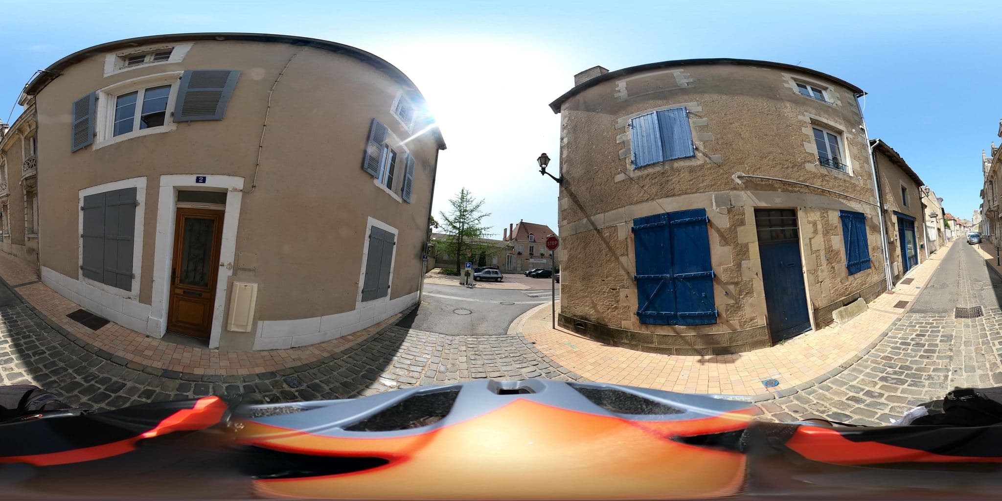 Street view near La Maisonnée, Montmorillon — © cayenne (CC BY-SA · Mapillary)