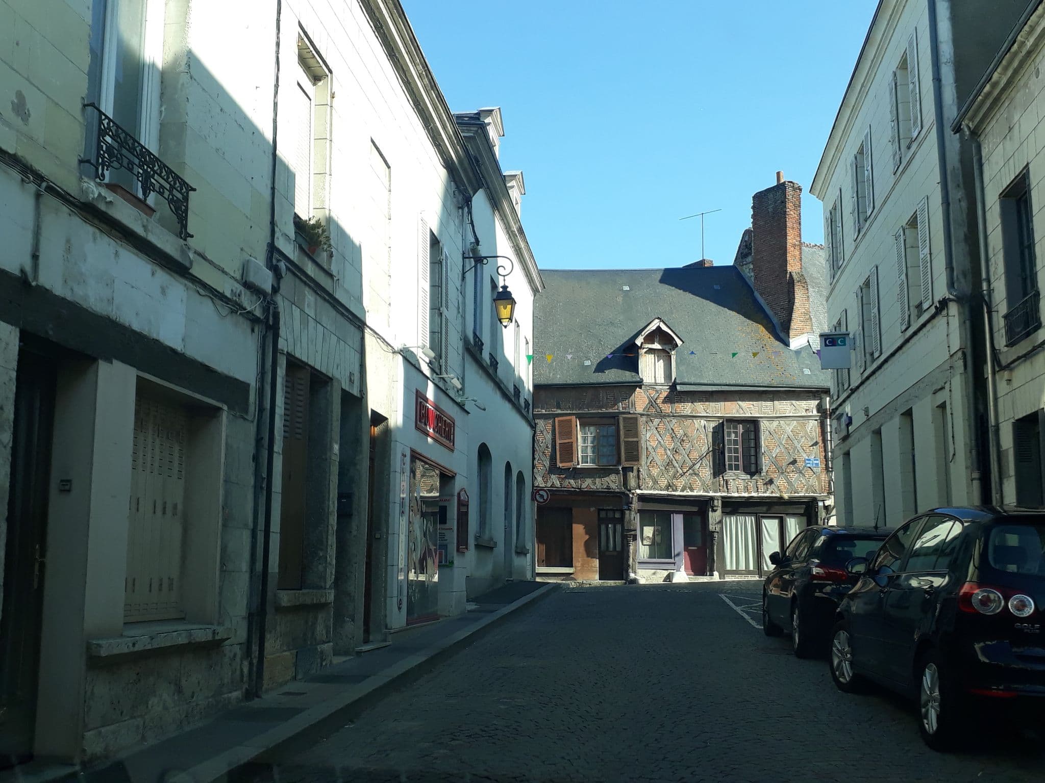 Street view near 5min du Zoo de Beauval, Saint-Aignan — © df45 (CC BY-SA · Mapillary)