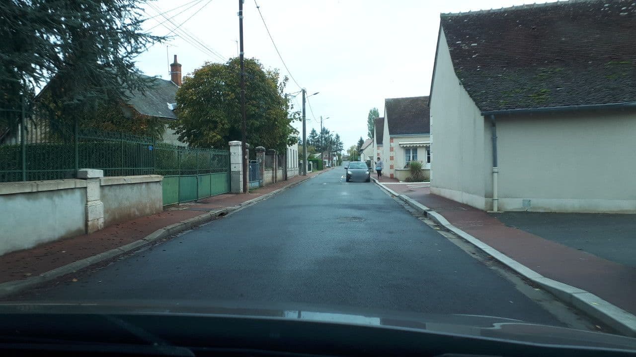 Street view near Maison Accueil Familiale Personnes Agées, Saint-Romain-sur-Cher — © lluc (CC BY-SA · Mapillary)