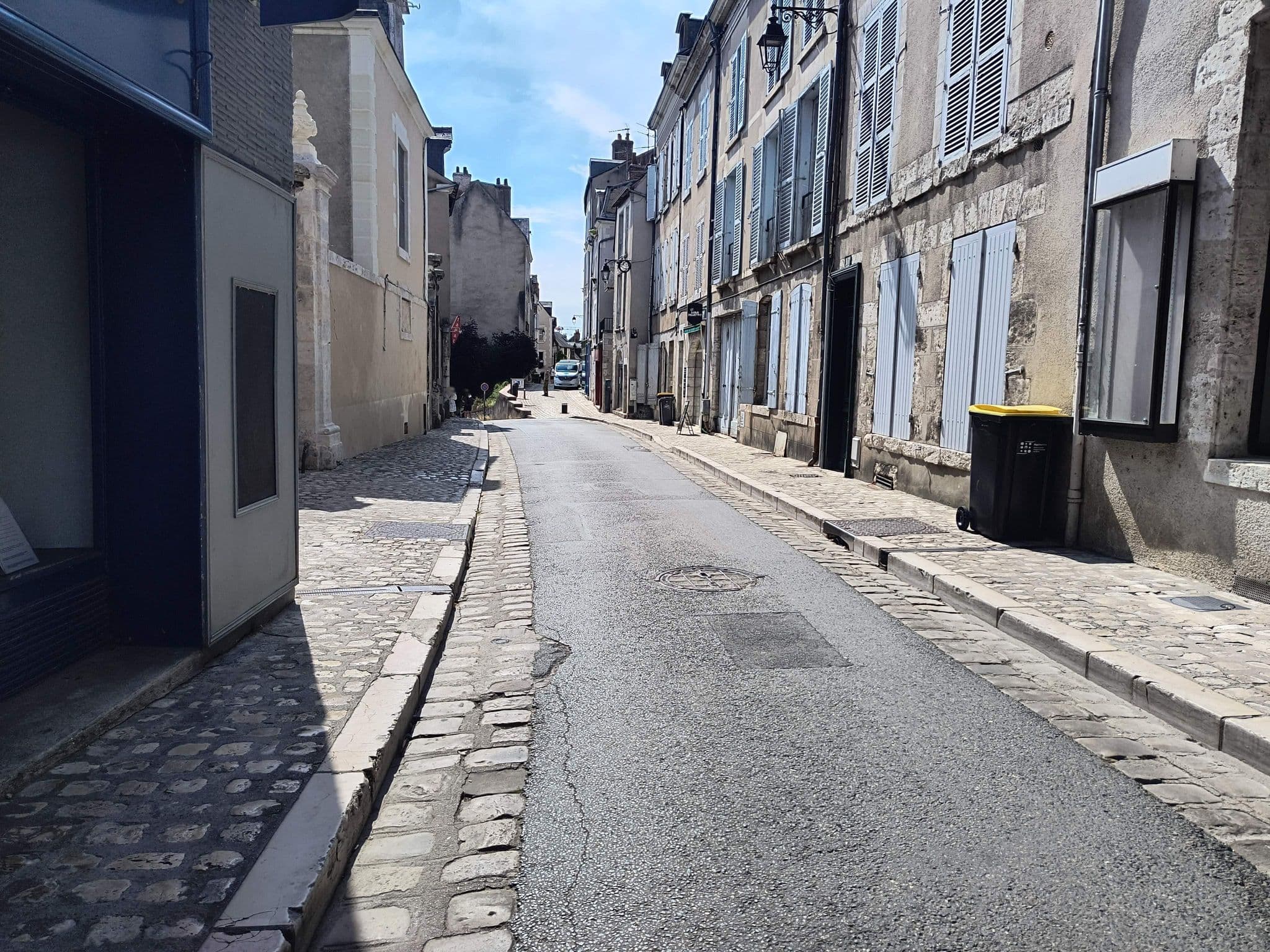 Street view near Appart rue du Palais, Blois — © mapeadora (CC BY-SA · Mapillary)