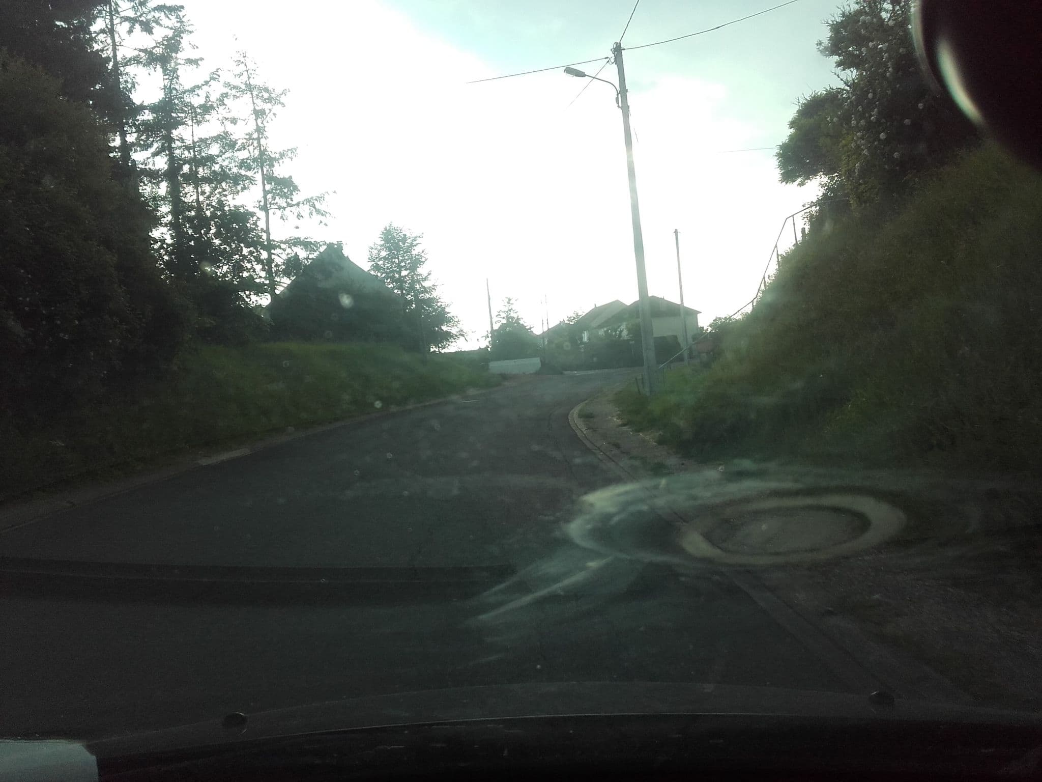 Street view near Domaine des Hauts de Loire, Onzain — © cyrille37 (CC BY-SA · Mapillary)