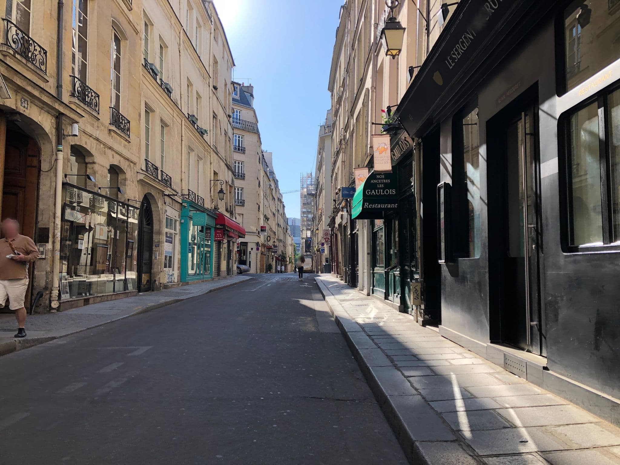 Street view near Hôtel du Jeu de Paume, Paris — © jerome92370 (CC BY-SA · Mapillary)