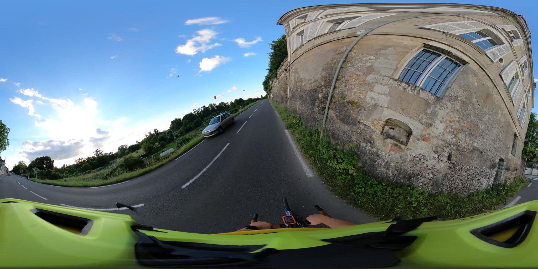 Street view near Belleroche, Amboise — © velocamion (CC BY-SA · Mapillary)