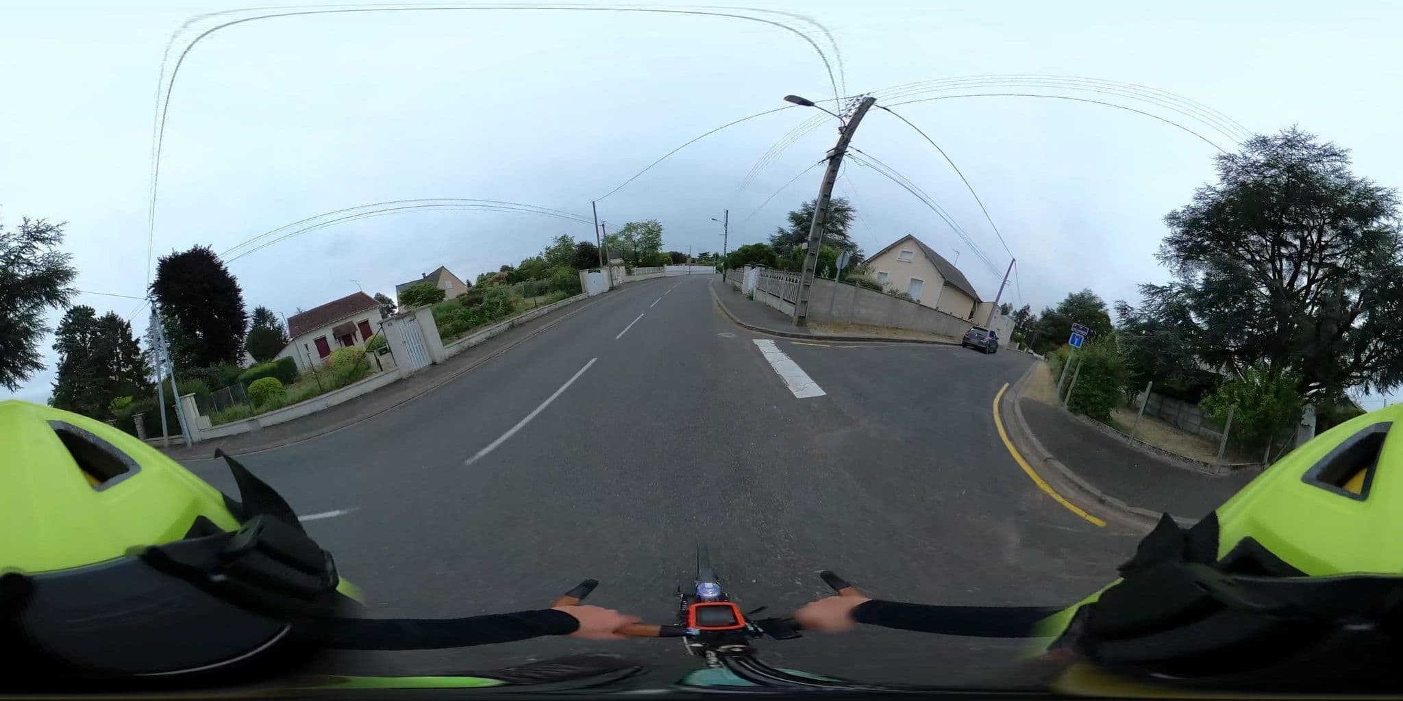 Street view near Gite Mona & Lisa, Amboise — © velocamion (CC BY-SA · Mapillary)