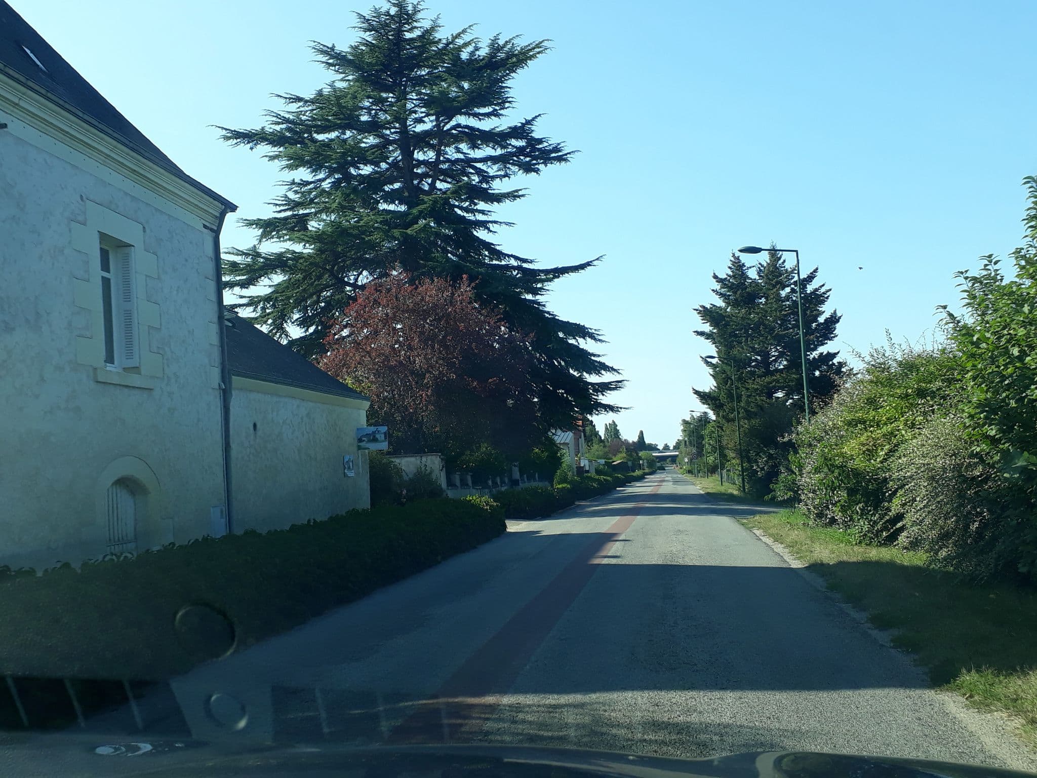 Street view near Vincent Viviane, Mareuil-sur-Cher — © df45 (CC BY-SA · Mapillary)