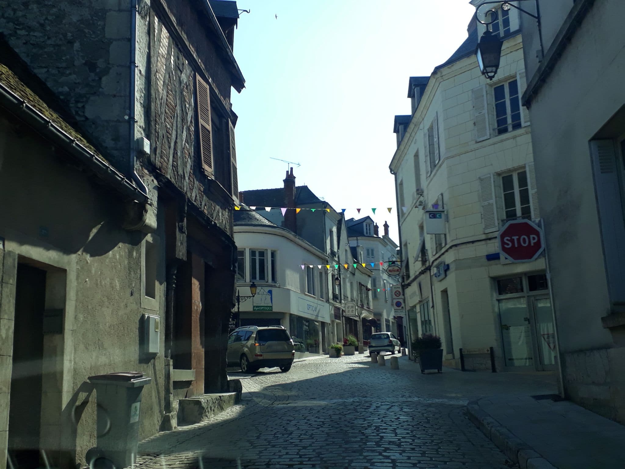 Street view near La petite maison d'à côté, Saint-Aignan — © df45 (CC BY-SA · Mapillary)