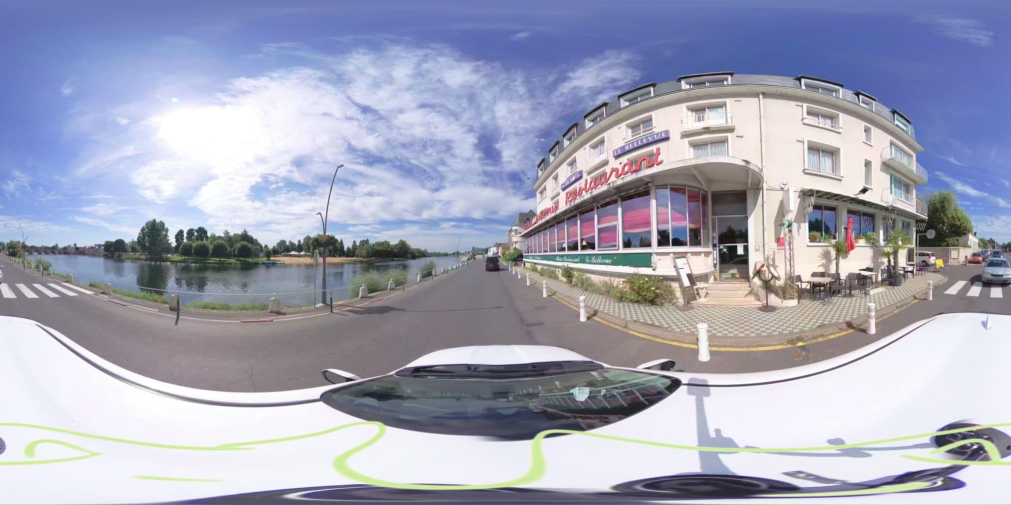 Street view near The Originals City, Hôtel Le Bellevue, Montrichard (Inter-Hotel), Montrichard — © atchisson (CC BY-SA · Mapillary)