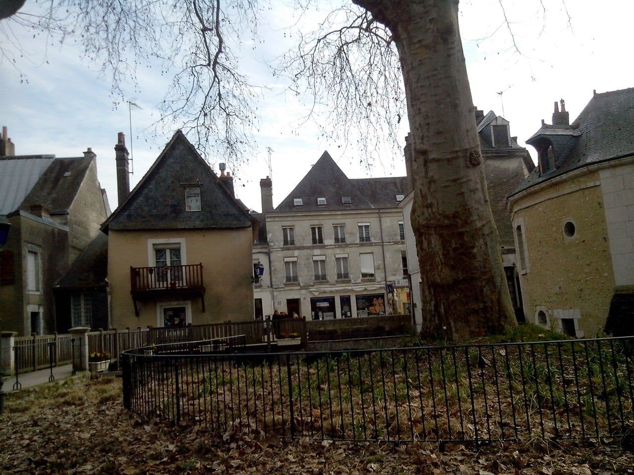 Street view near Selectour - La Boussole, Vendôme — © lluc (CC BY-SA · Mapillary)