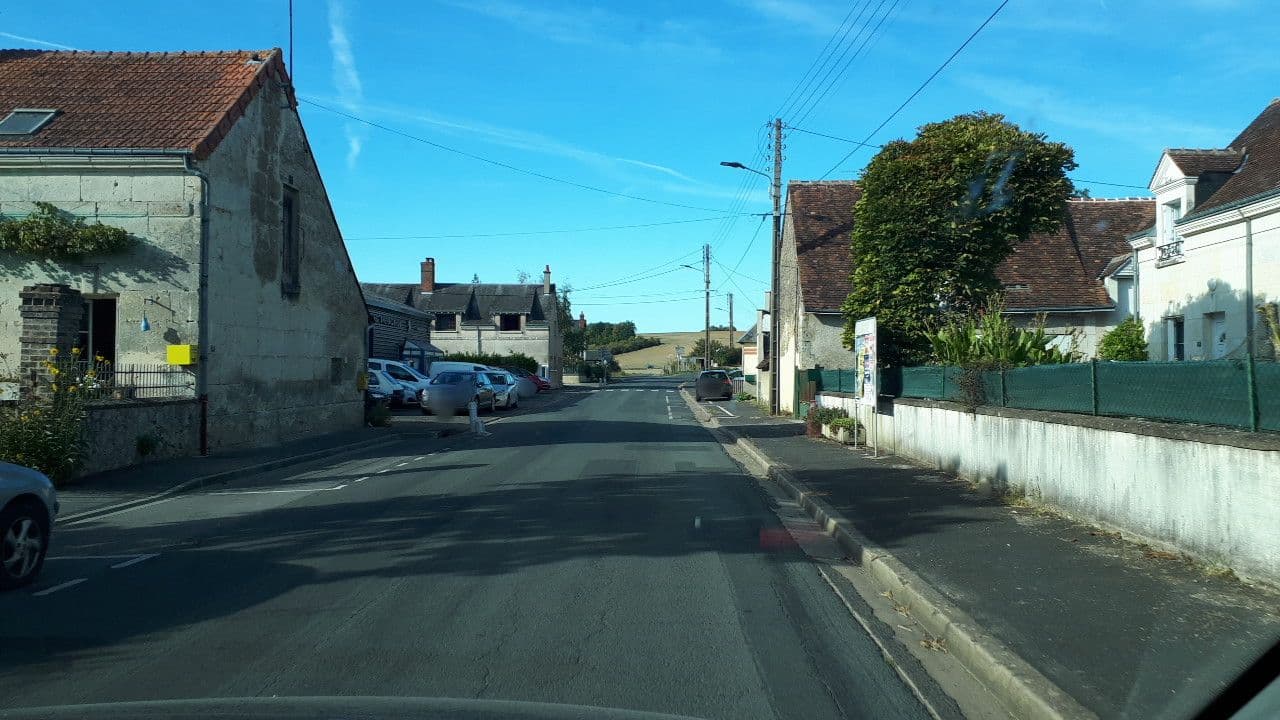 Street view near La Grange Au Pesle, Lunay — © lluc (CC BY-SA · Mapillary)