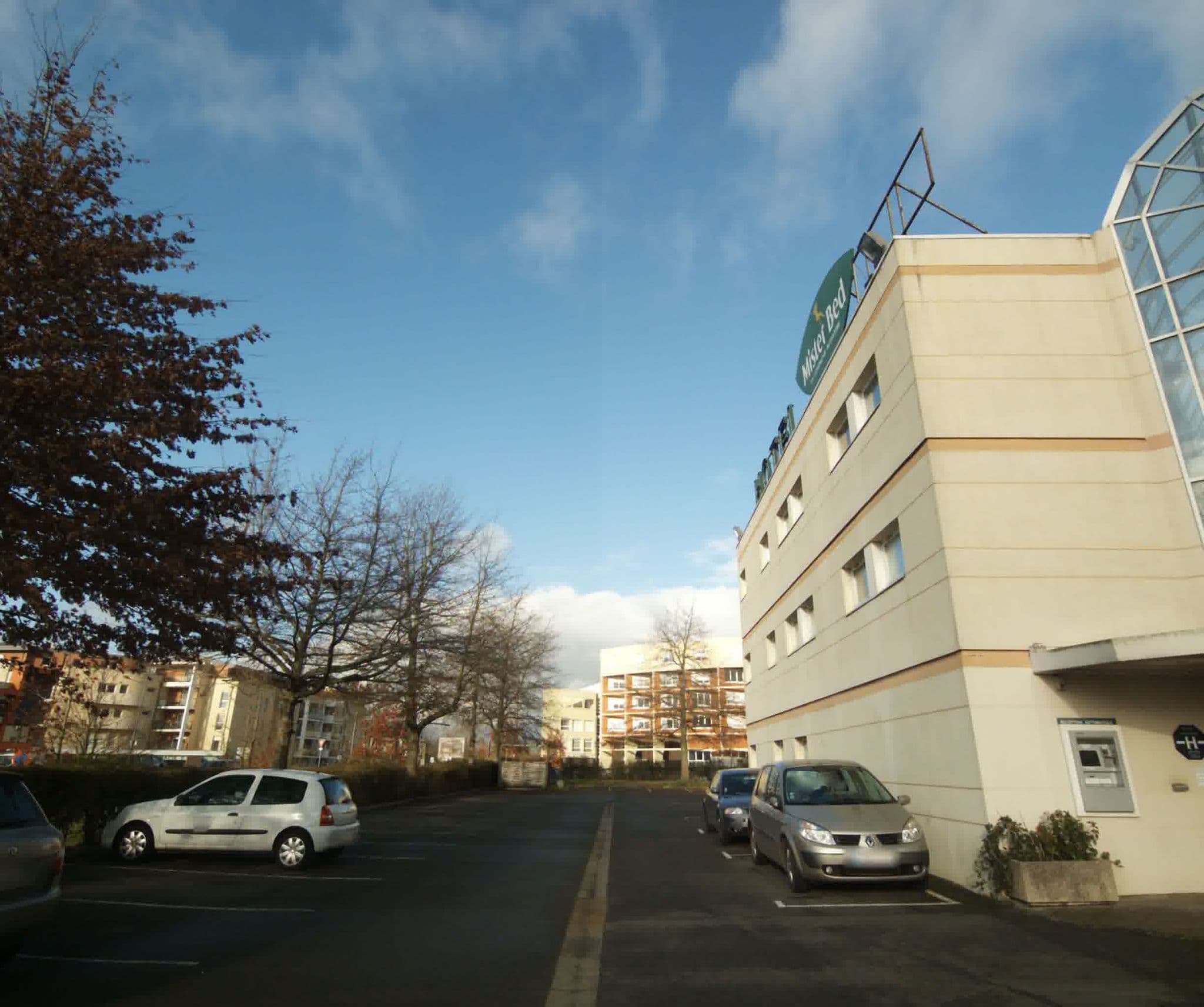 Street view near Mister Bed Hotel Le Mans, Rouillon — © sogefi (CC BY-SA · Mapillary)