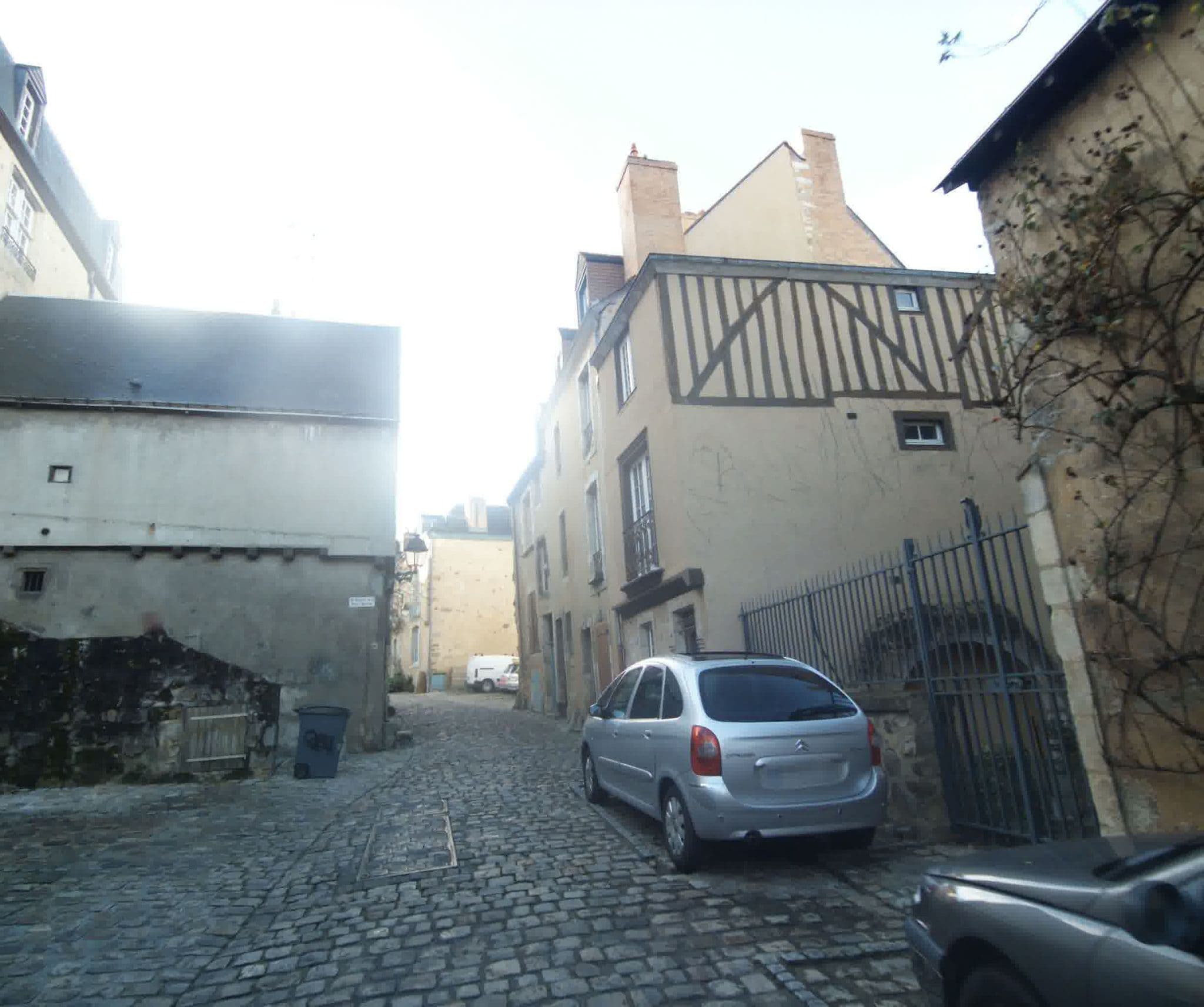 Street view near Appartement Relais Saint Pavin, Le Mans — © sogefi (CC BY-SA · Mapillary)