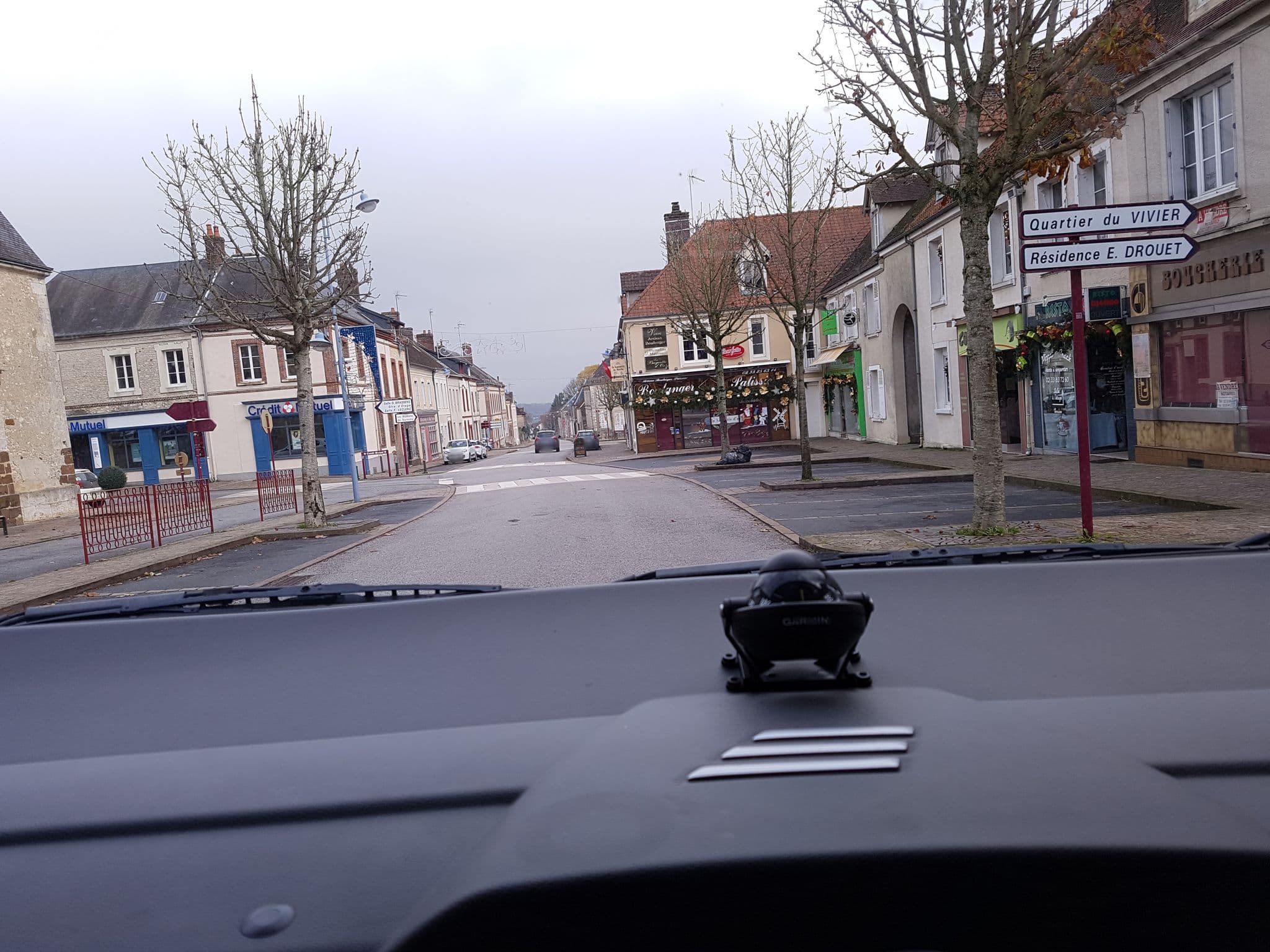 Street view near La Coupure, Tourouvre — © bernardvoyageur (CC BY-SA · Mapillary)