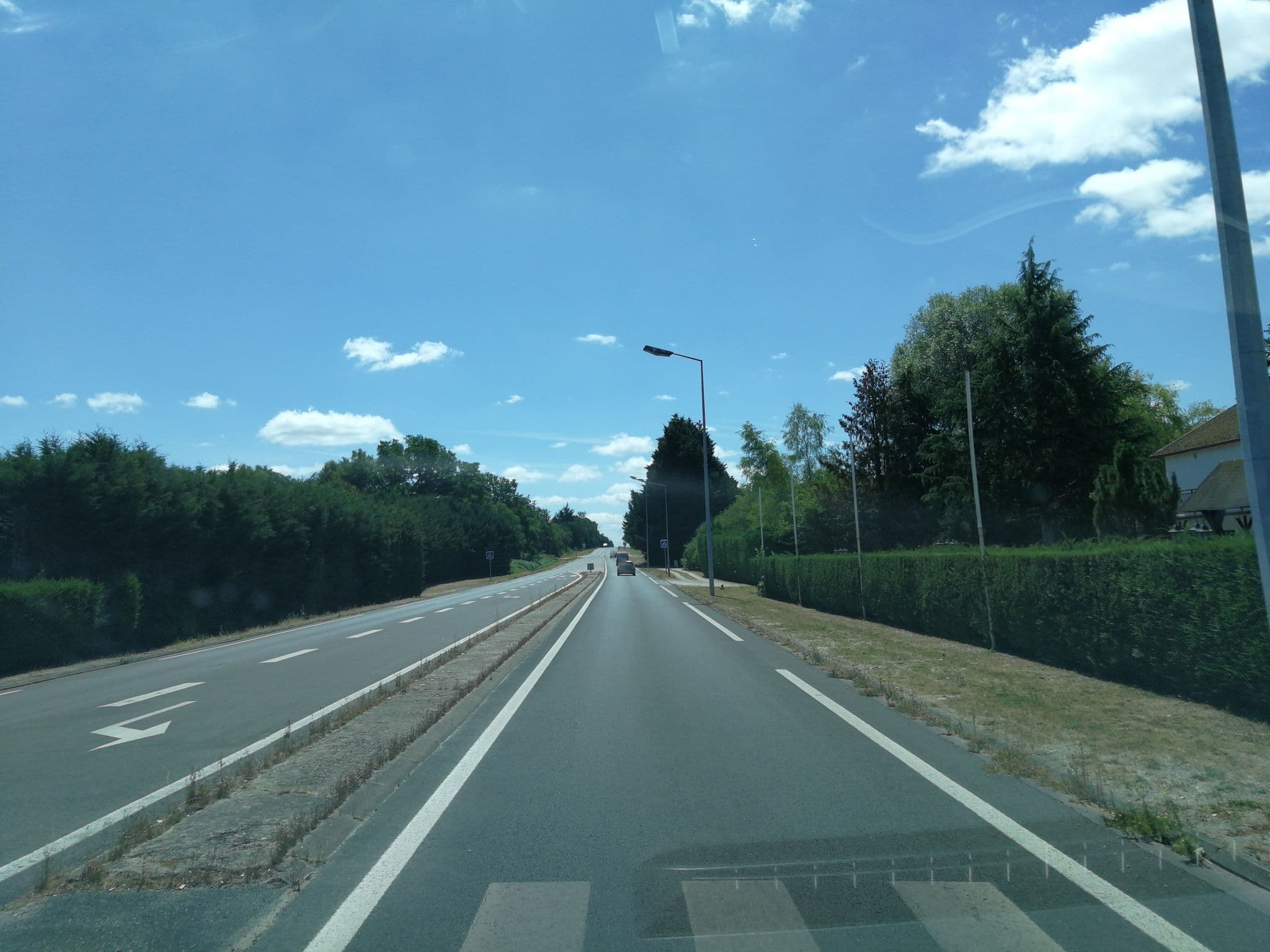 Street view near Motel des Bruyères, Vouzon — © jerome_pietri (CC BY-SA · Mapillary)