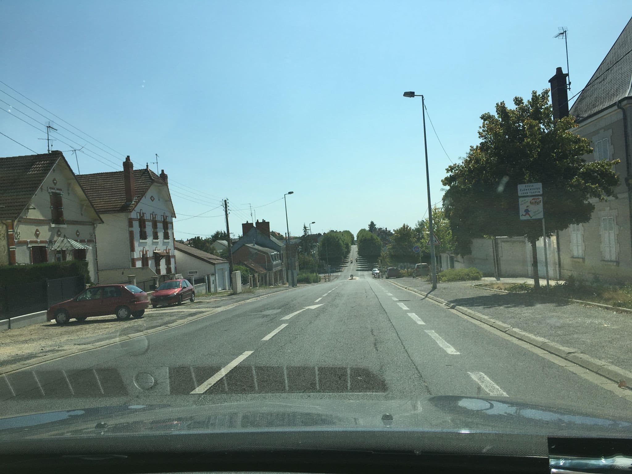 Street view near Résidence Edouard Vaillant, Vierzon — © df45 (CC BY-SA · Mapillary)
