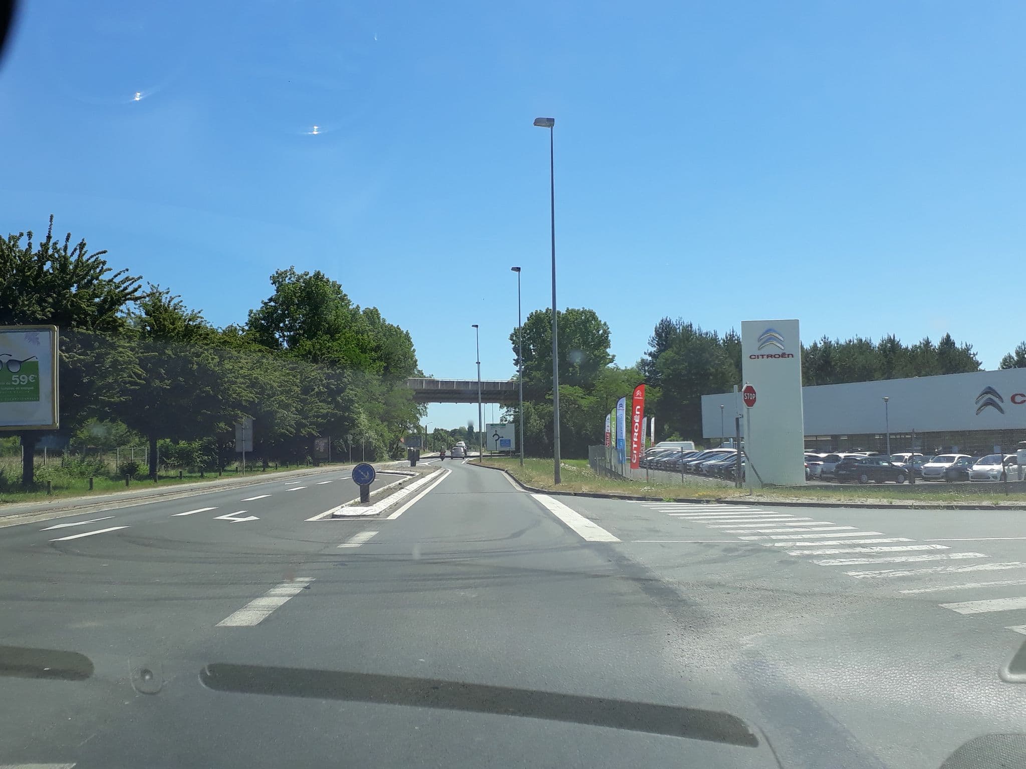 Street view near Usine Parker, Vierzon — © df45 (CC BY-SA · Mapillary)