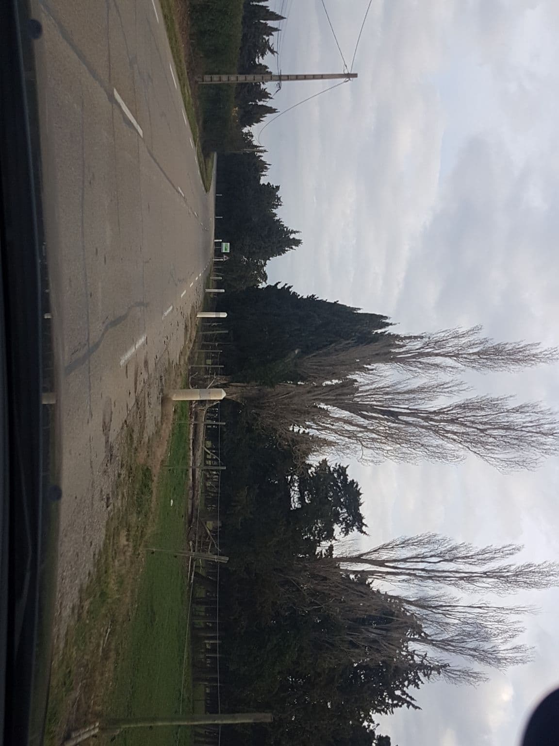 Street view near Le petit Mazet, Eyragues — © axelf8409 (CC BY-SA · Mapillary)
