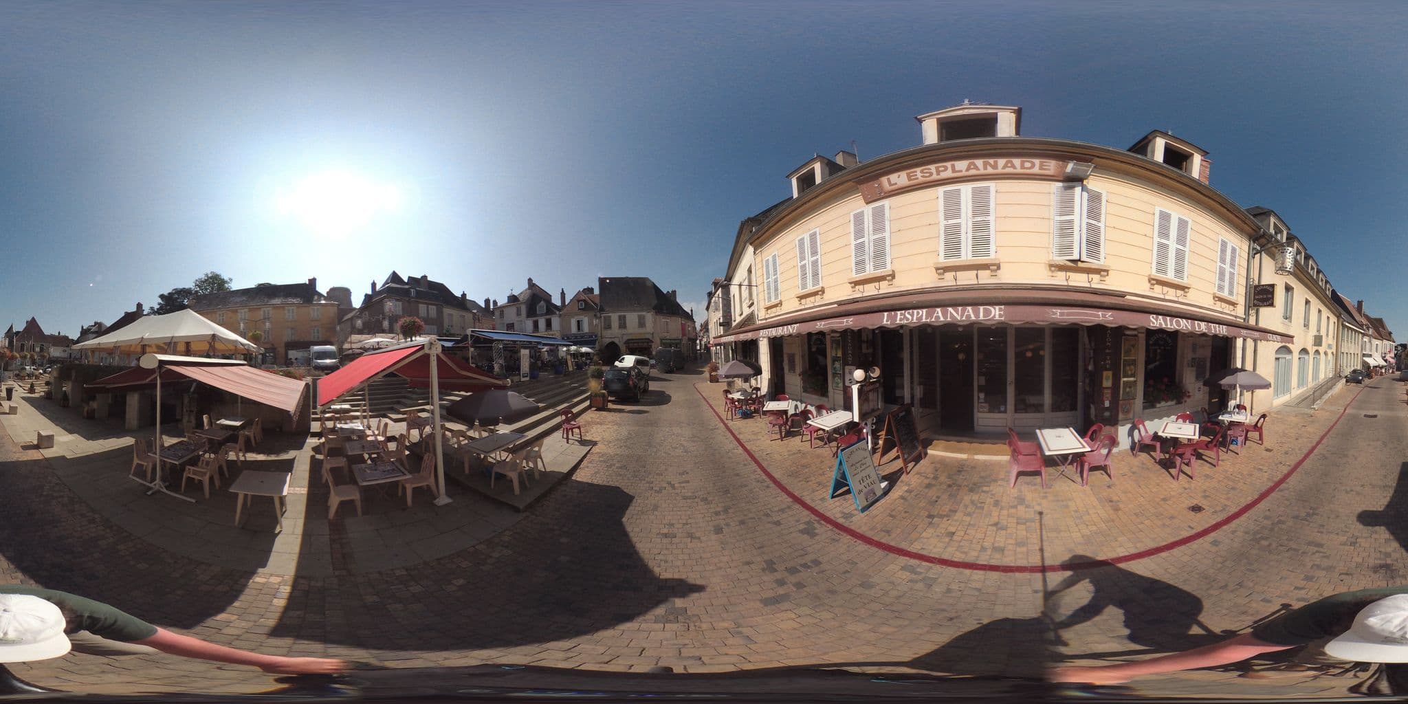 Street view near La Place Sancerre B&B, Sancerre — © geovelo (CC BY-SA · Mapillary)
