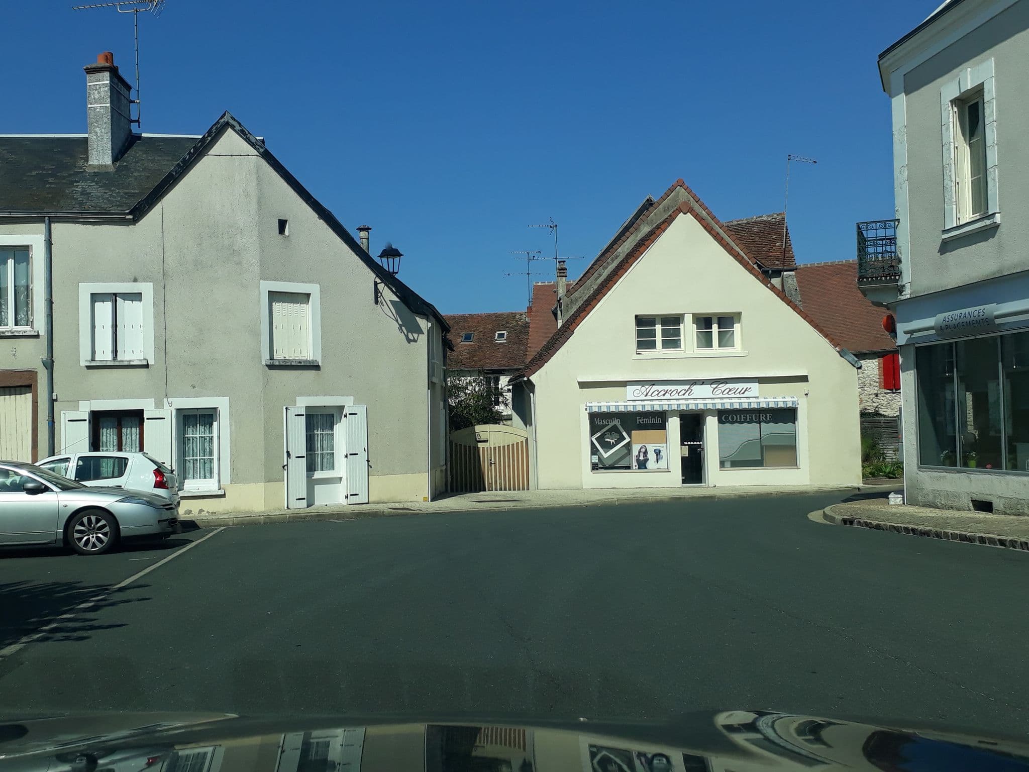 Street view near Neveu, Chabris — © df45 (CC BY-SA · Mapillary)