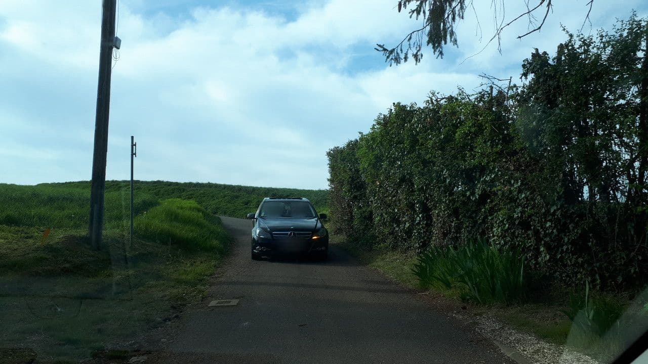 Street view near Ermitage Saint Romble, Sancerre — © lluc (CC BY-SA · Mapillary)