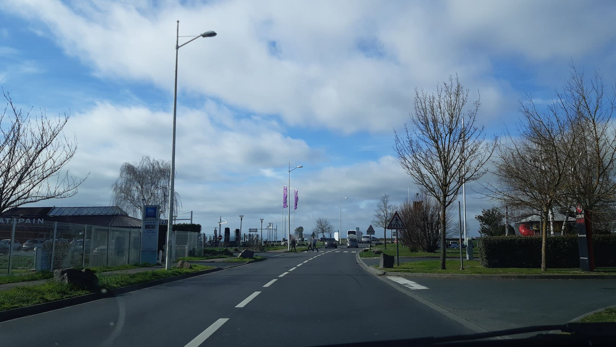 Street view near B&B, Déols — © onesime (CC BY-SA · Mapillary)