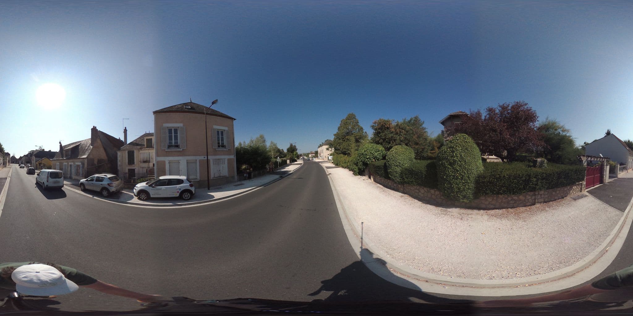 Street view near Le Rempart, Saint-Satur — © geovelo (CC BY-SA · Mapillary)