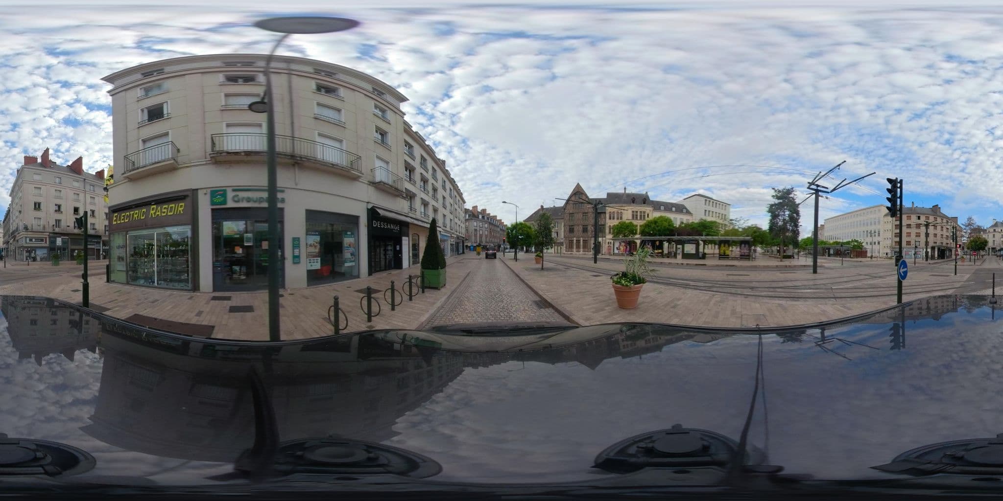 Street view near Selectour - Altitude Voyages, Orléans — © u4y0u (CC BY-SA · Mapillary)