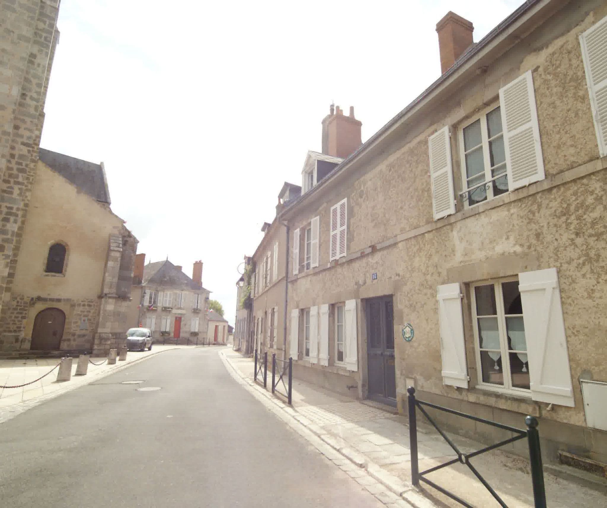 Street view near Les Courtils, Chécy — © sogefi (CC BY-SA · Mapillary)