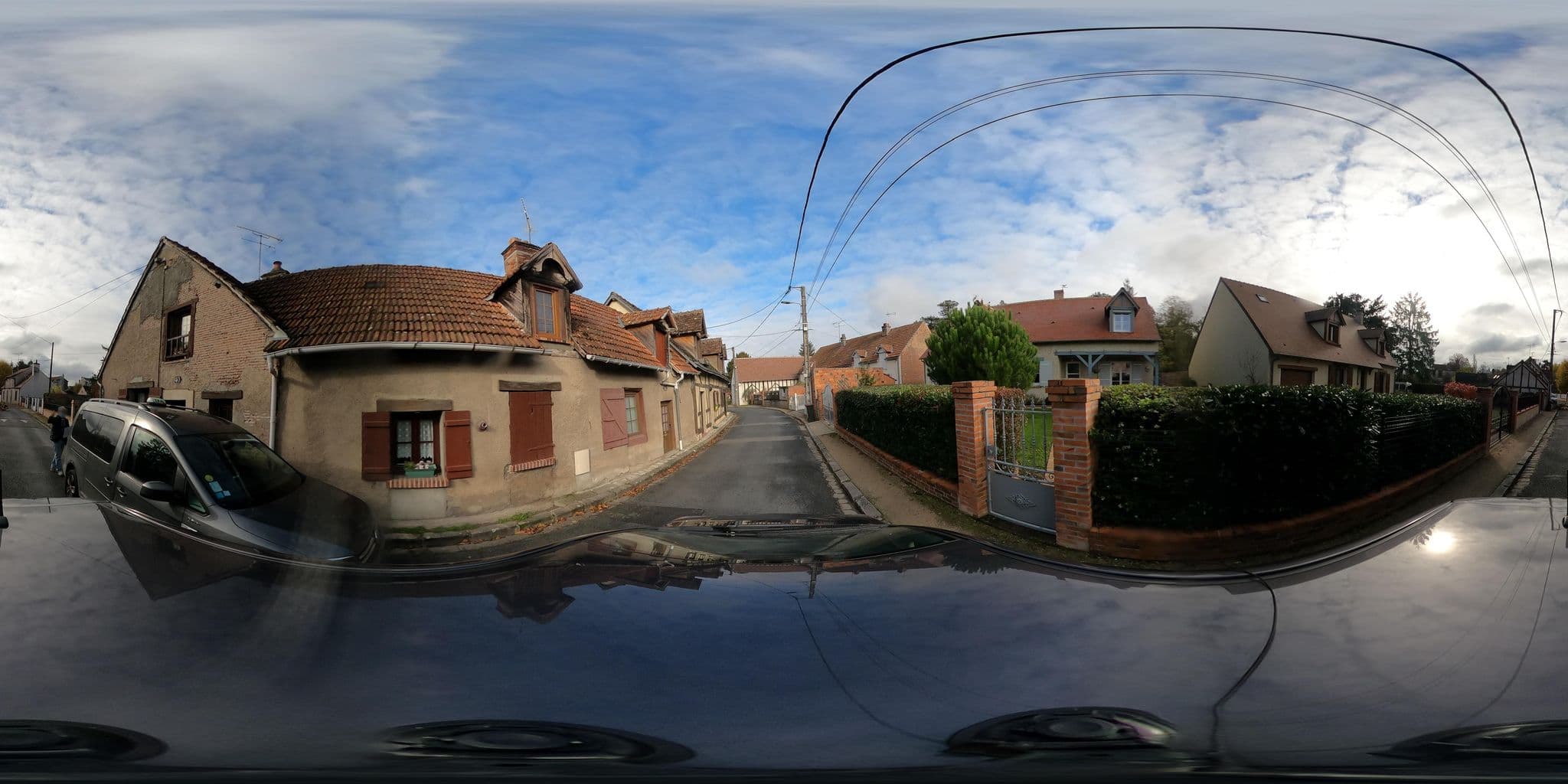 Street view near Tranquillité & Indépendance au Coeur Historique, La Ferté-Saint-Aubin — © u4y0u (CC BY-SA · Mapillary)