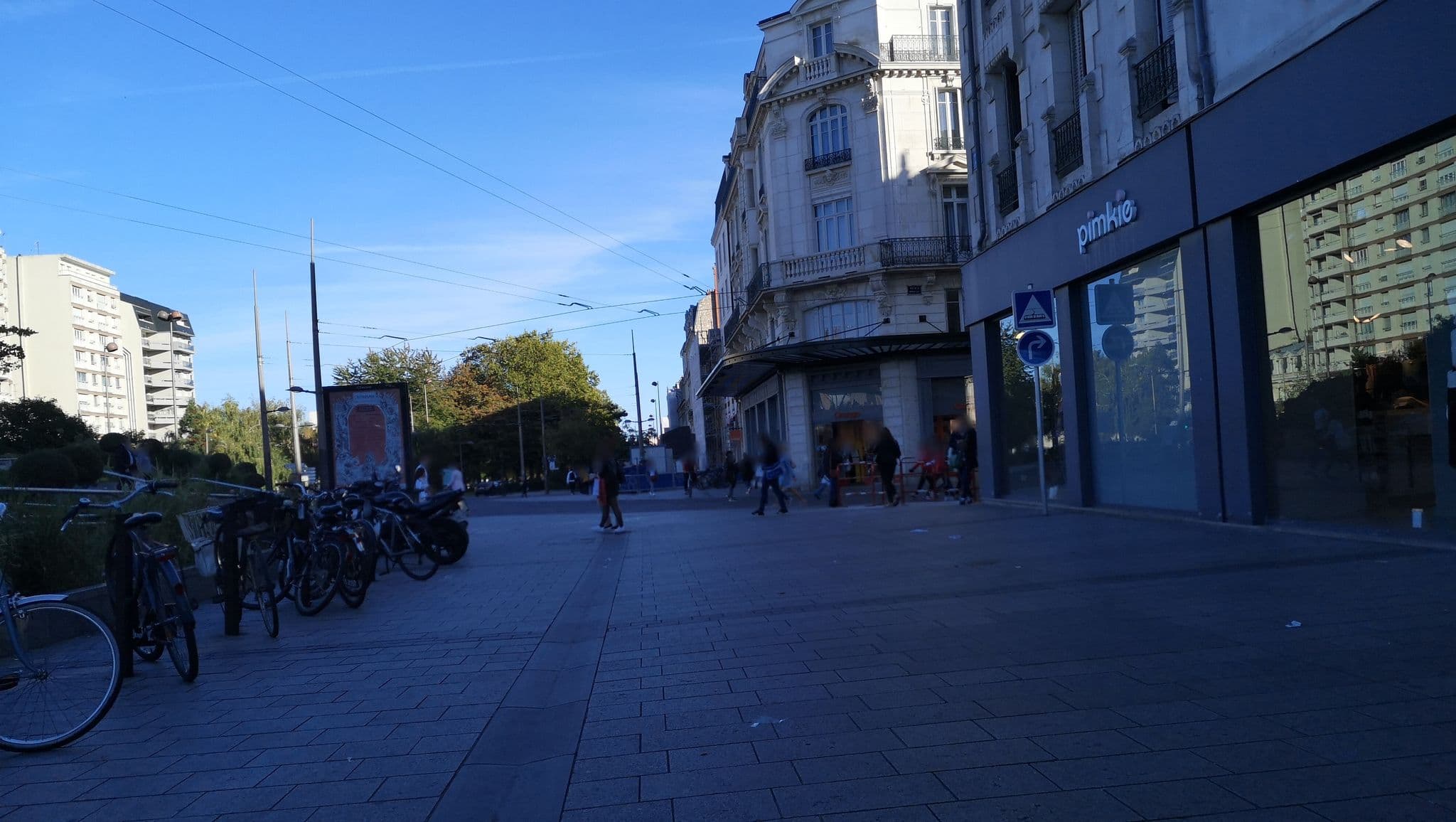 Street view near Hotel archange, Orléans — © u4y0u (CC BY-SA · Mapillary)