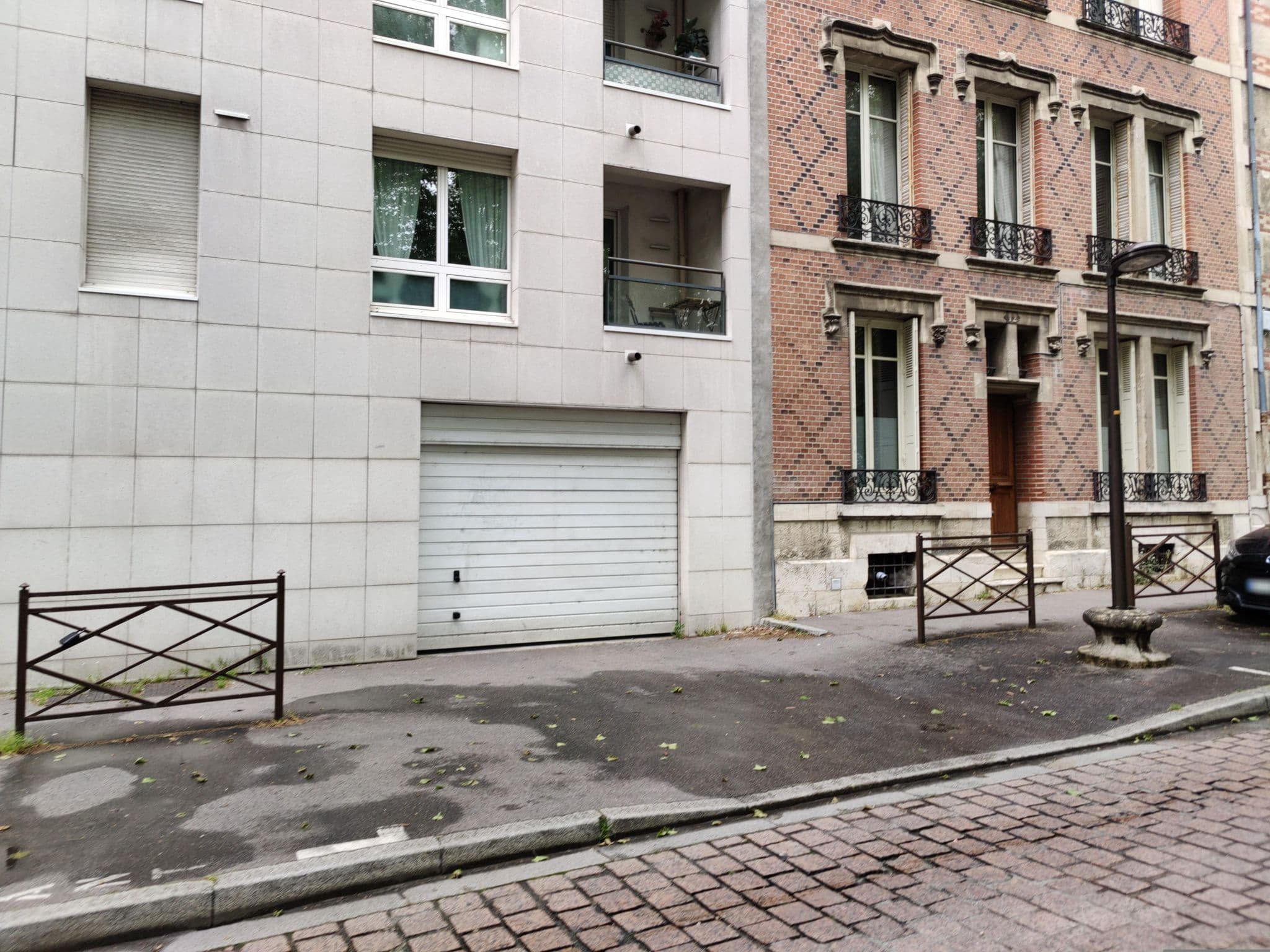 Street view near Residhome Residence Jeanne d'Arc, Orléans — © u4y0u (CC BY-SA · Mapillary)
