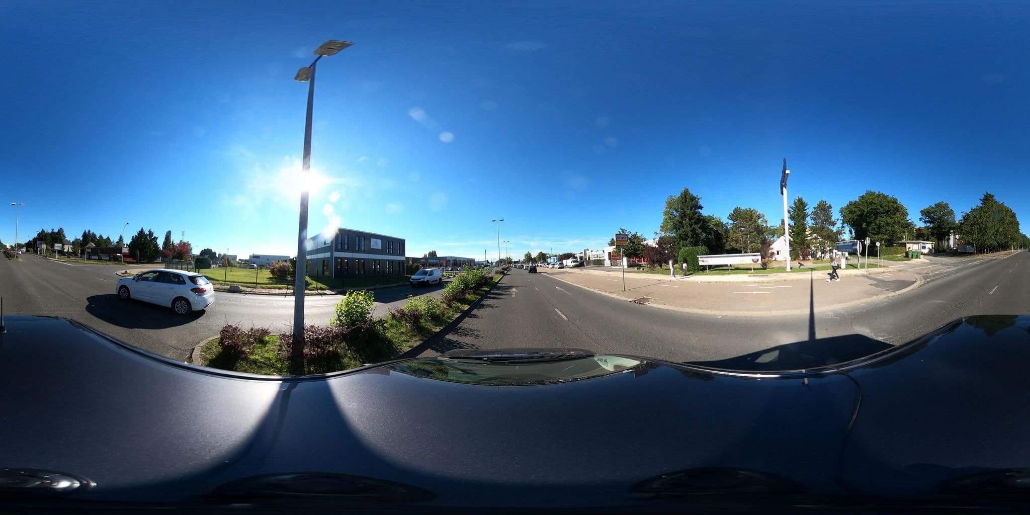Street view near Kyriad Orleans Sud - Olivet - La Source, Olivet — © u4y0u (CC BY-SA · Mapillary)