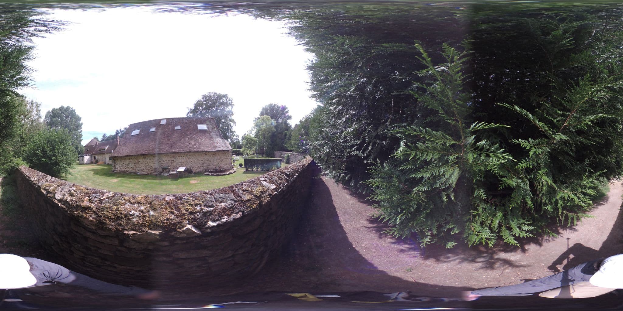 Street view near Le Colombier de Hanches, Hanches — © geovelo (CC BY-SA · Mapillary)