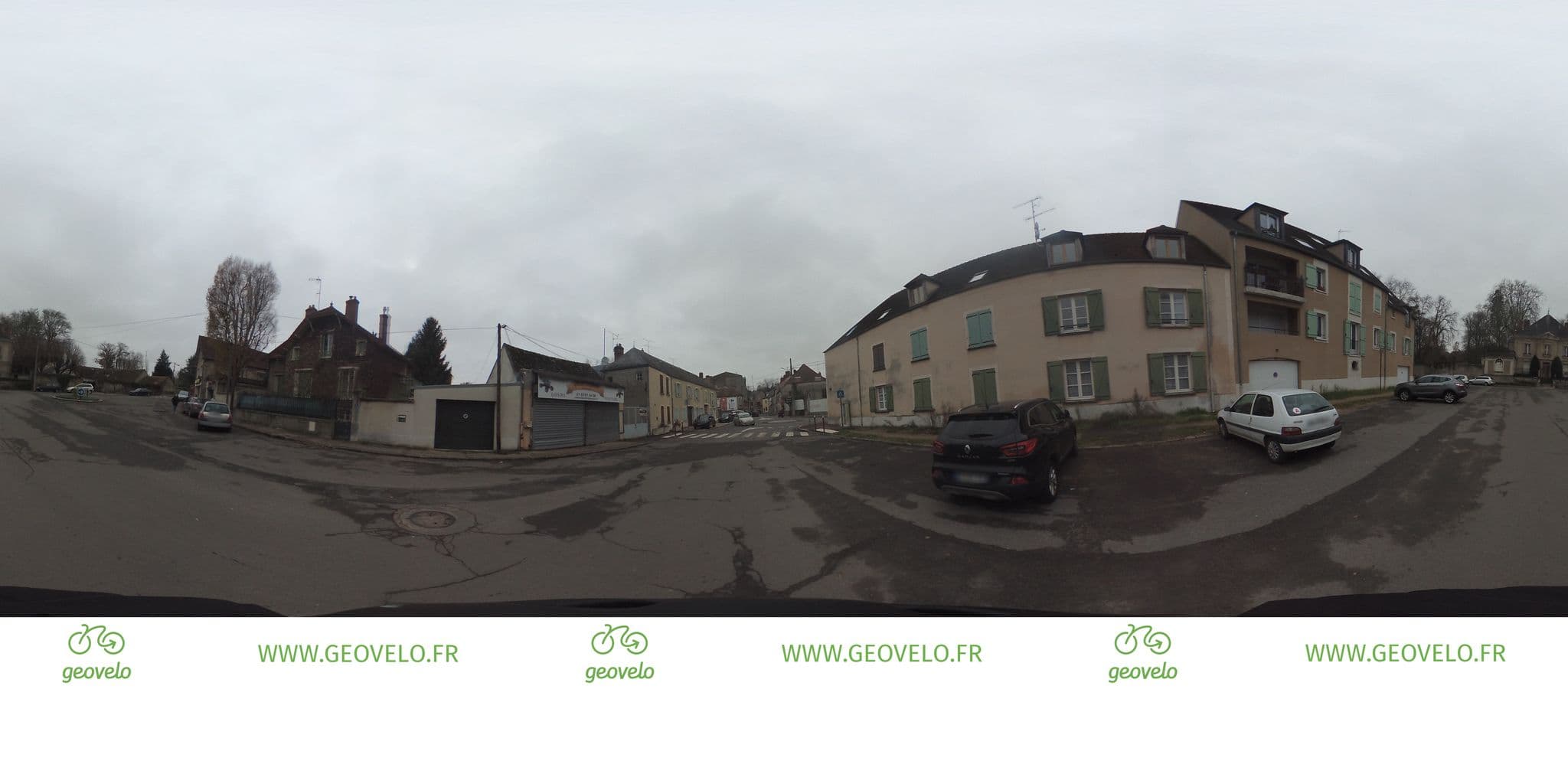 Street view near VVF Vacances le Normont, Dourdan — © simon_geovelo (CC BY-SA · Mapillary)