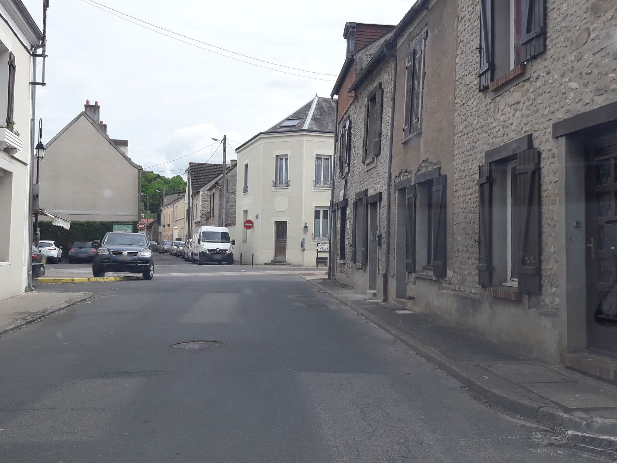 Street view near Souchard André, Saclas — © marcussacapuces91 (CC BY-SA · Mapillary)